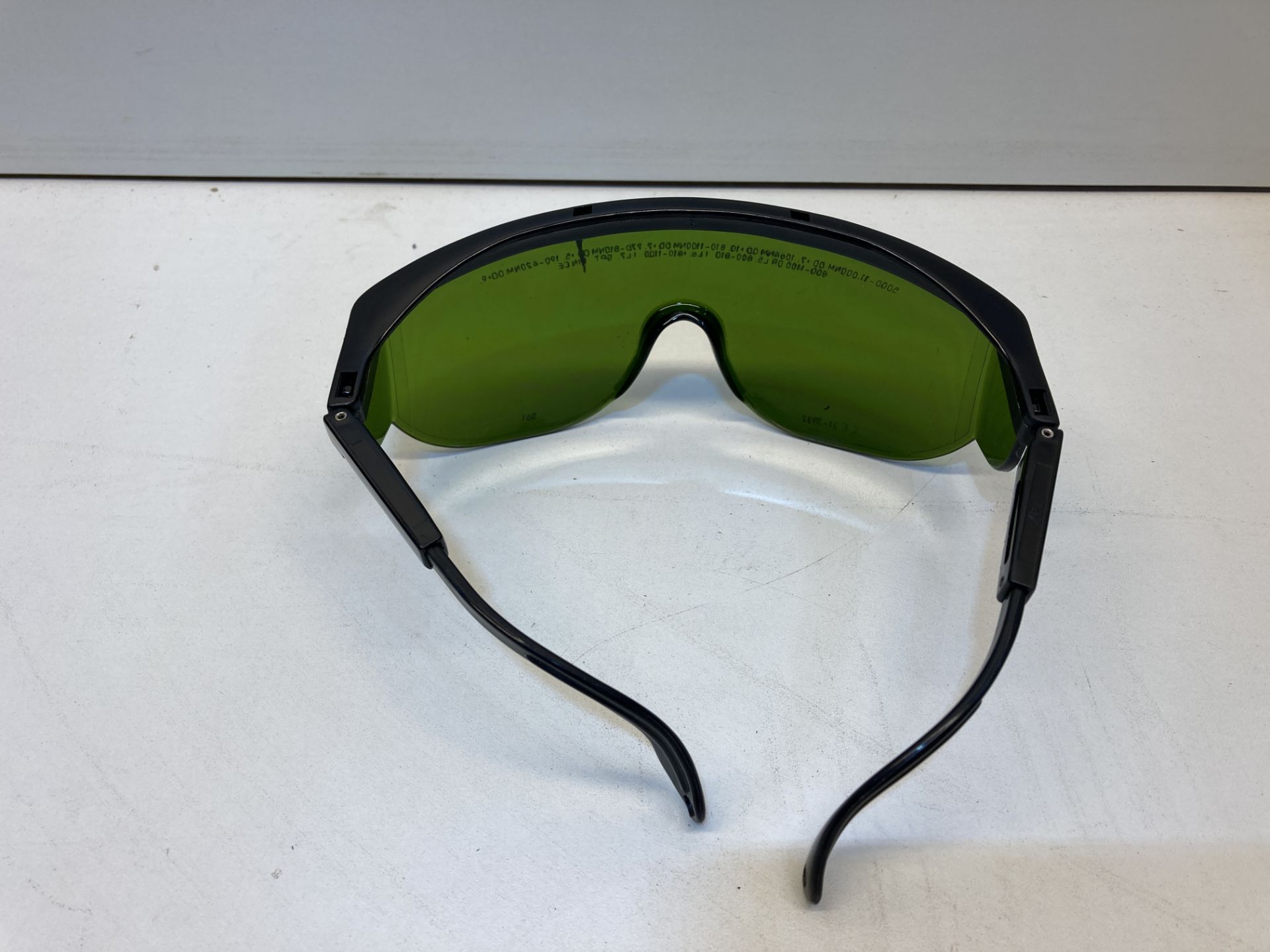 2 Pairs of Protective Glasses in Zip-Up Cases - Image 3 of 6