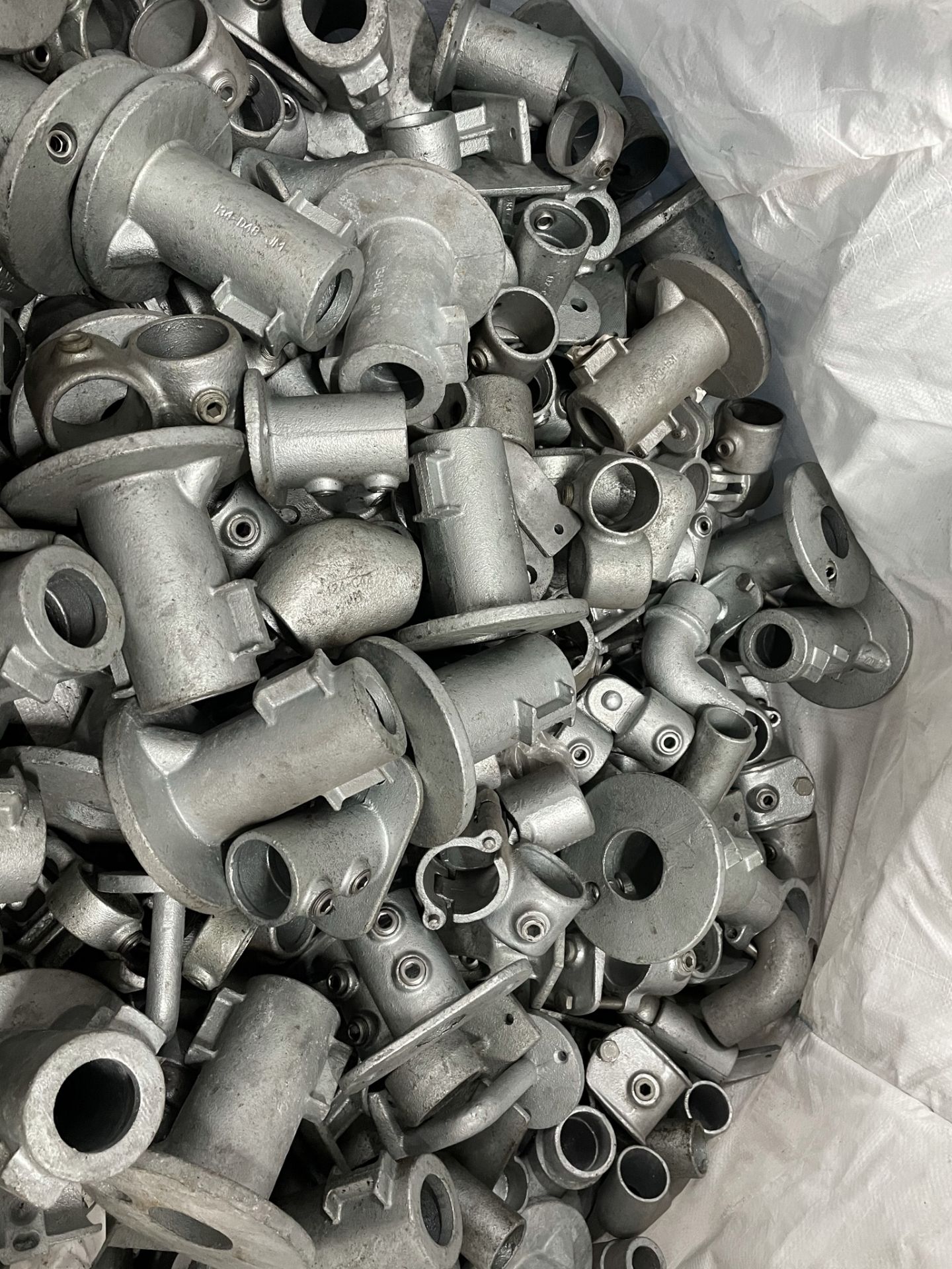 Large Bag of Various Metal Pipe Fittings as per photos - Image 5 of 6