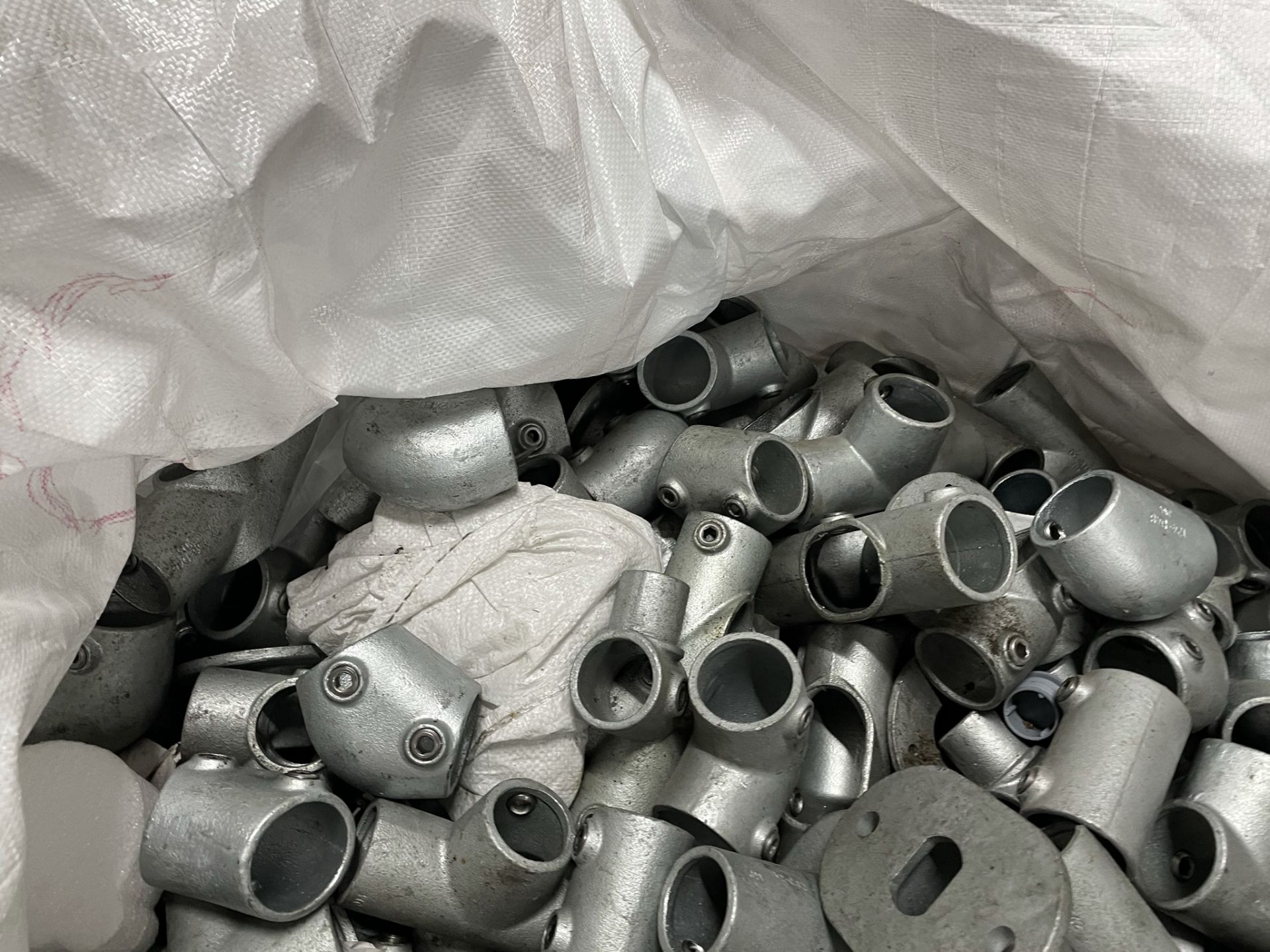 Large Bag of Various Metal Pipe Fittings as per photos - Image 6 of 6