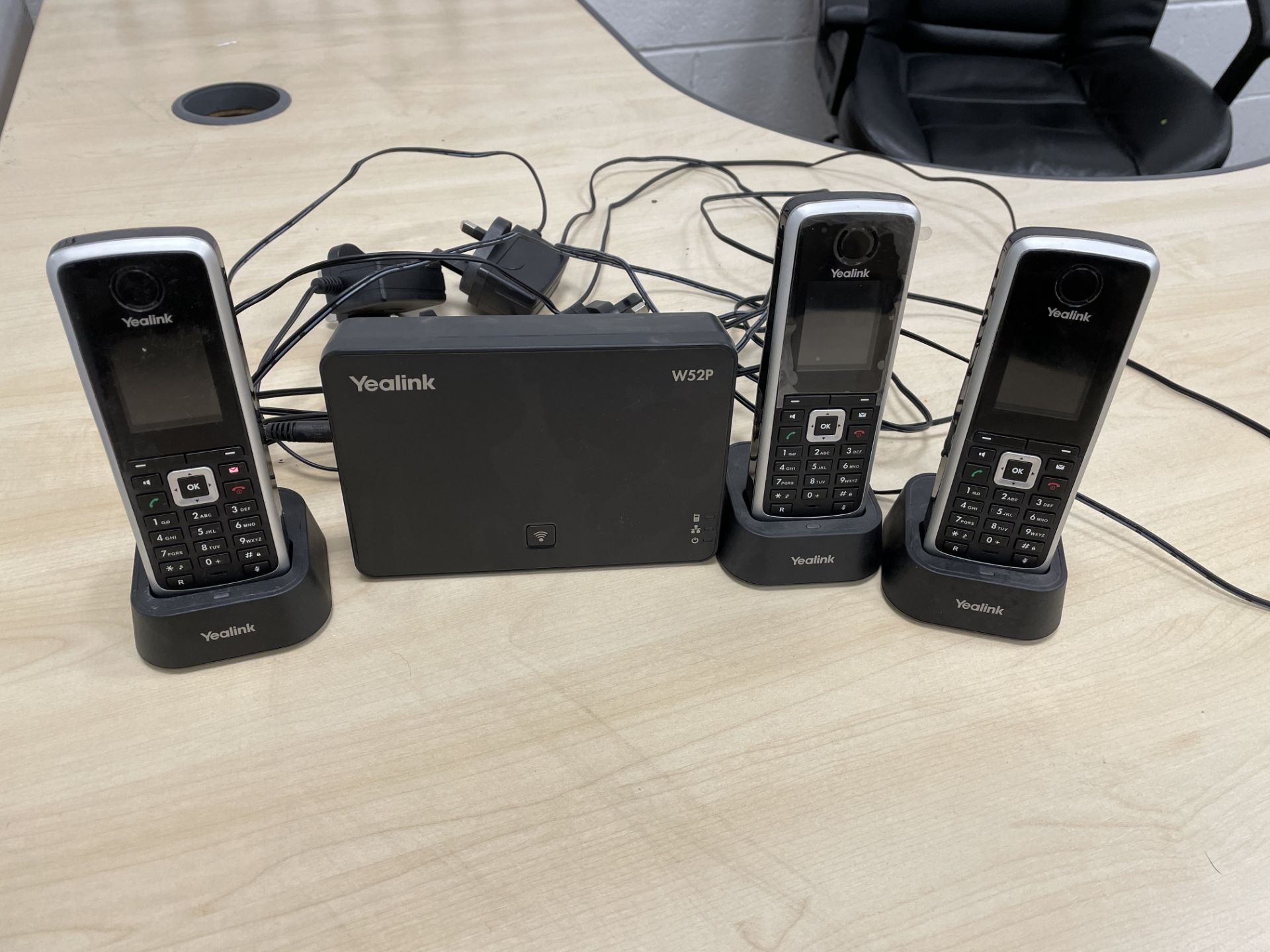 3 x Yealink SIP-W52P Cordless Phones