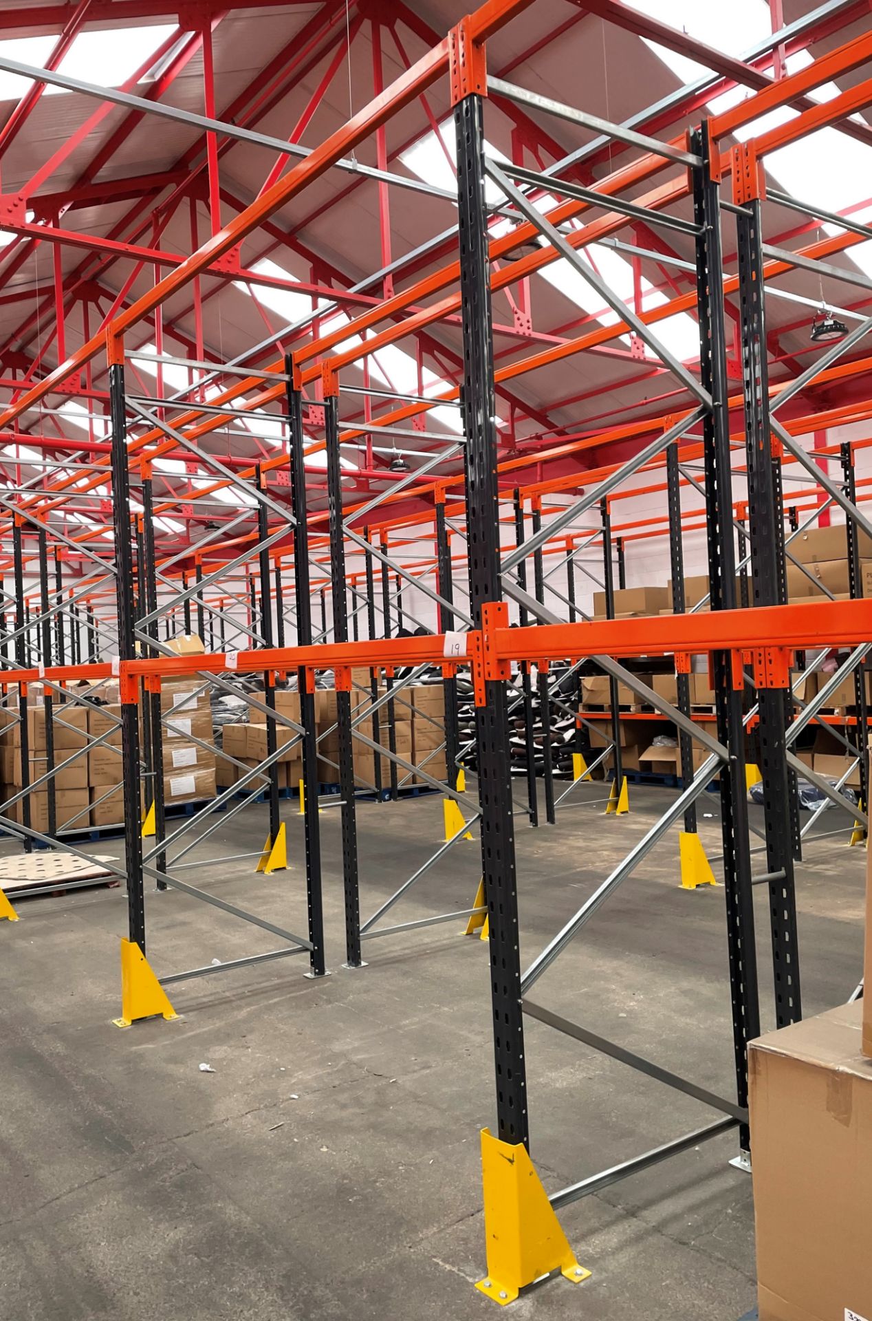 18 Bays of Link 51 Pallet Racking w/ Protection Barriers | CONTENTS NOT INCLUDED - Image 2 of 4
