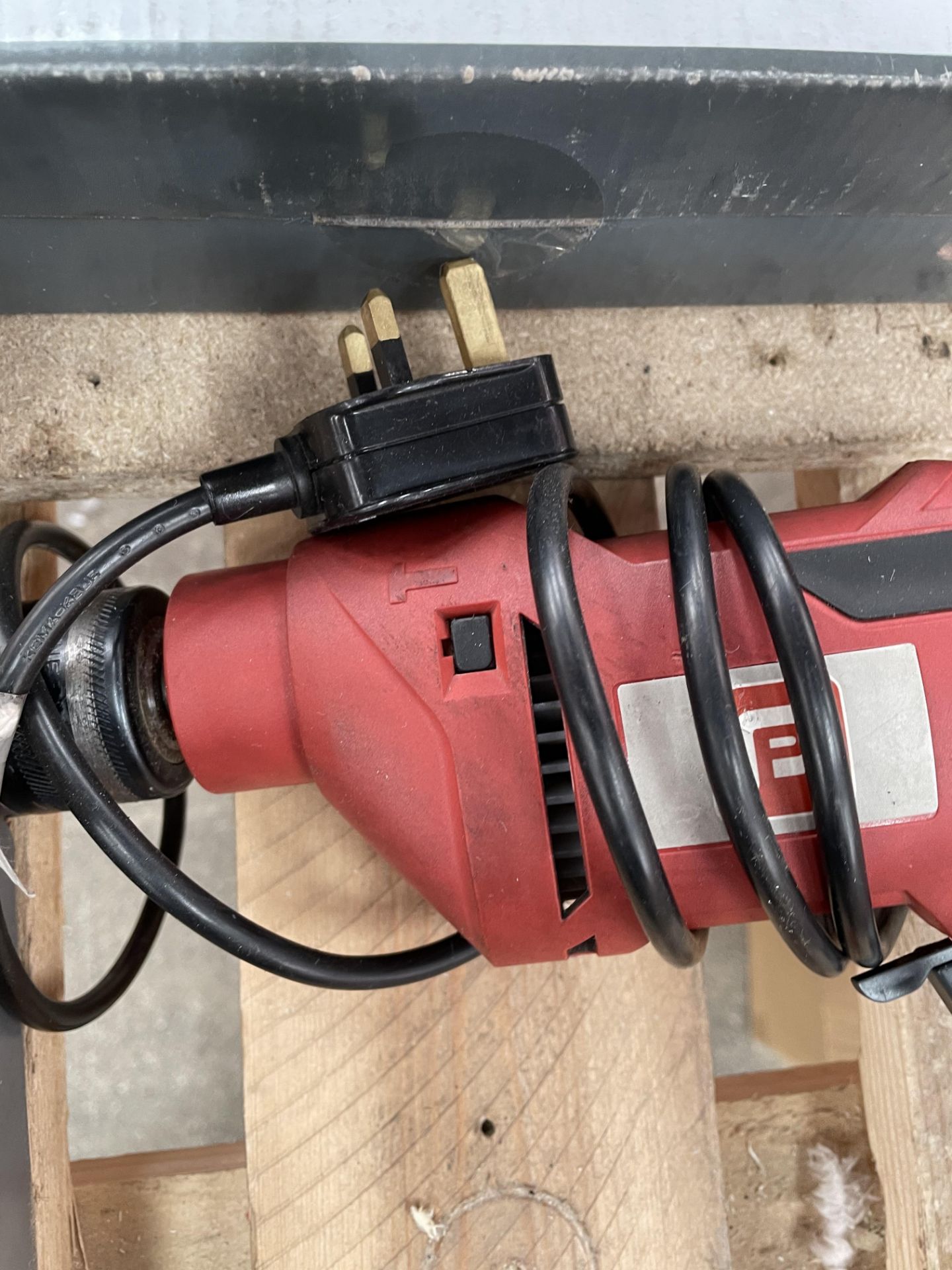 Performance Power PHD450C 450W 240V Corded Hammer Drill - Image 4 of 5