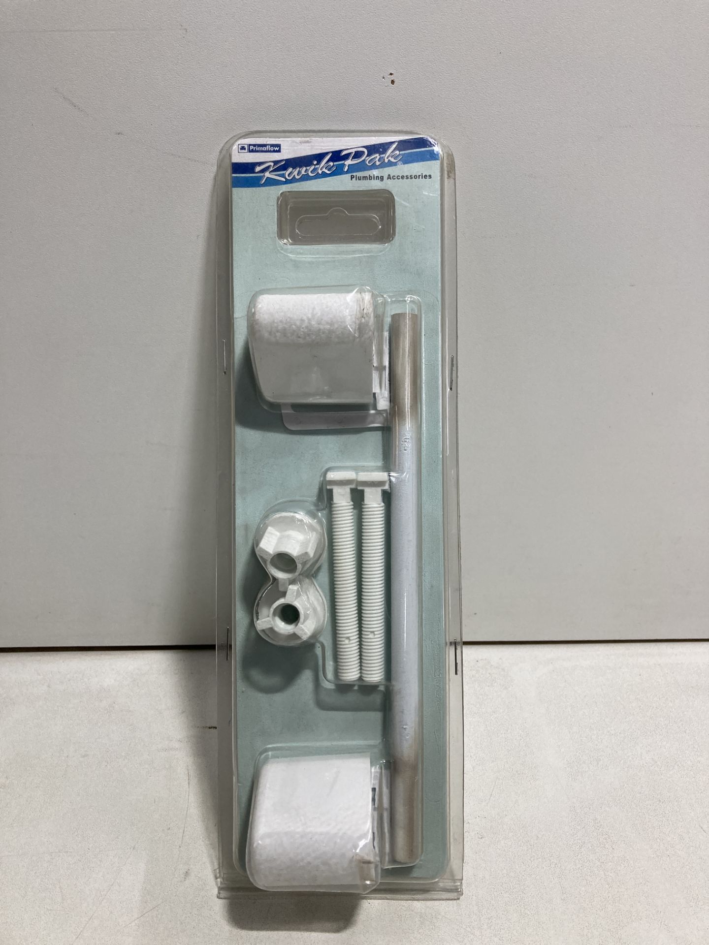 4 x Primaflow Toilet Seat Hinges White | 90009904 | Total RRP £18.00