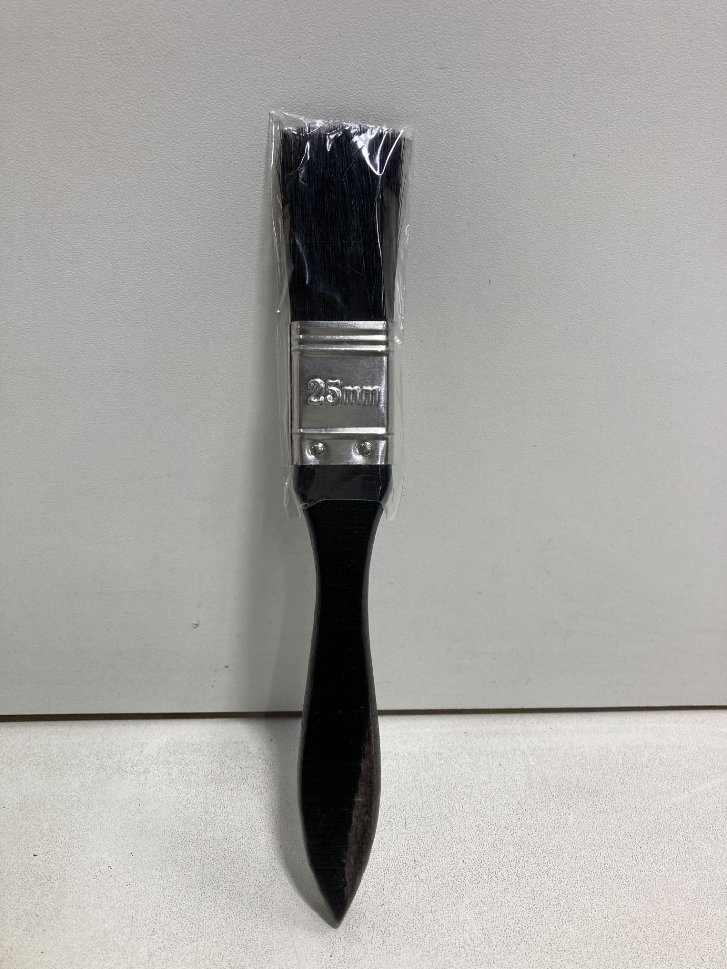 24 x TTD R26B1 Black Handle Throwaway Paint Brushes