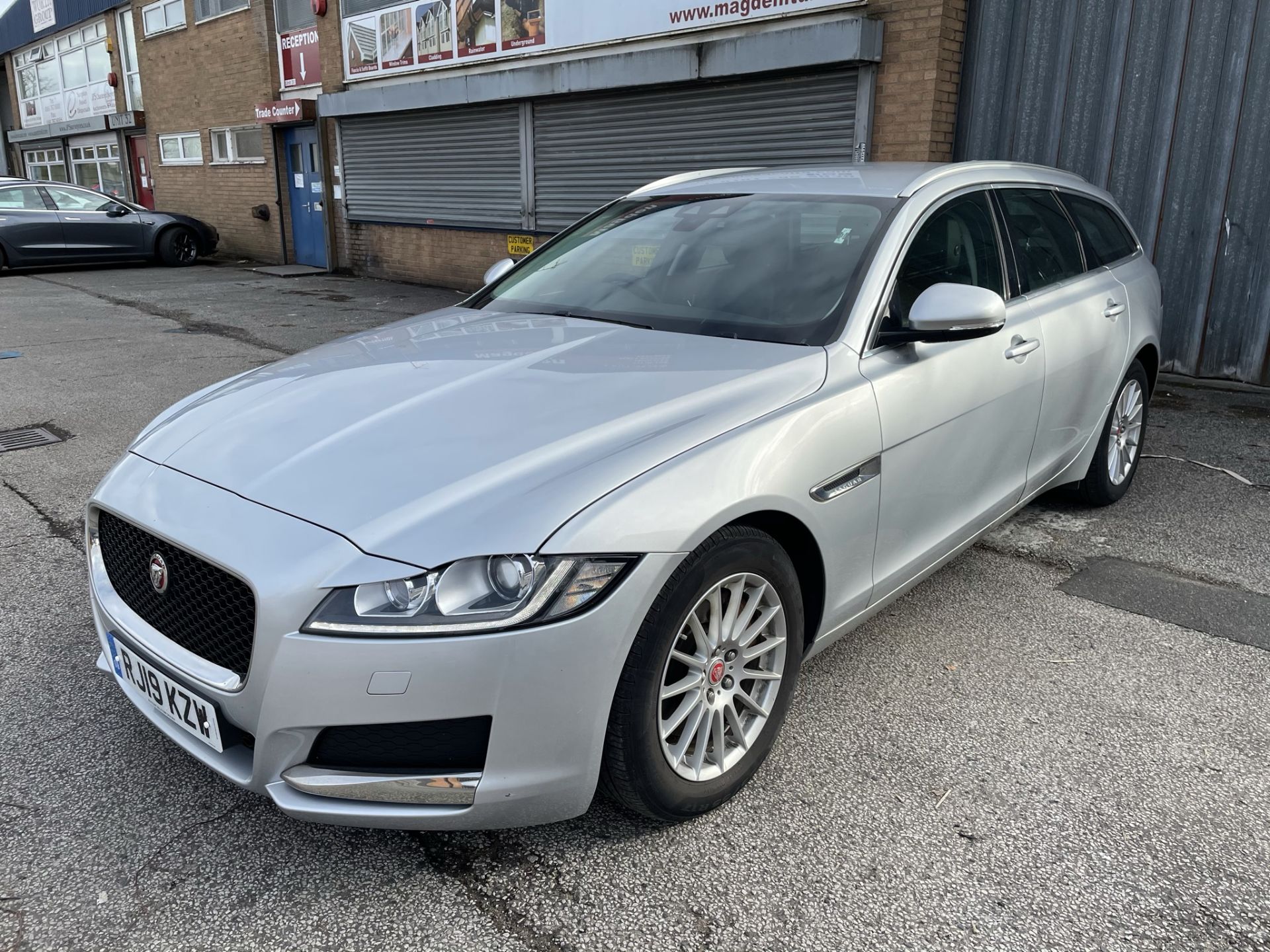 Jaguar XF Prestige D Auto Diesel Estate in Silver | 19 Plate | 36,361 Miles - Image 3 of 20