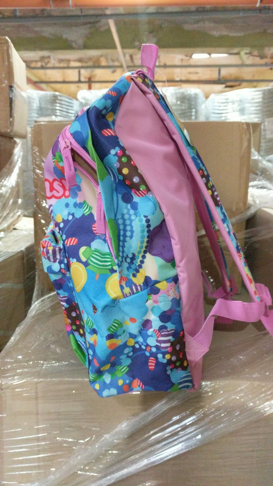 100 x Candy Crush Backpacks | Total RRP £1,499 - Image 3 of 4
