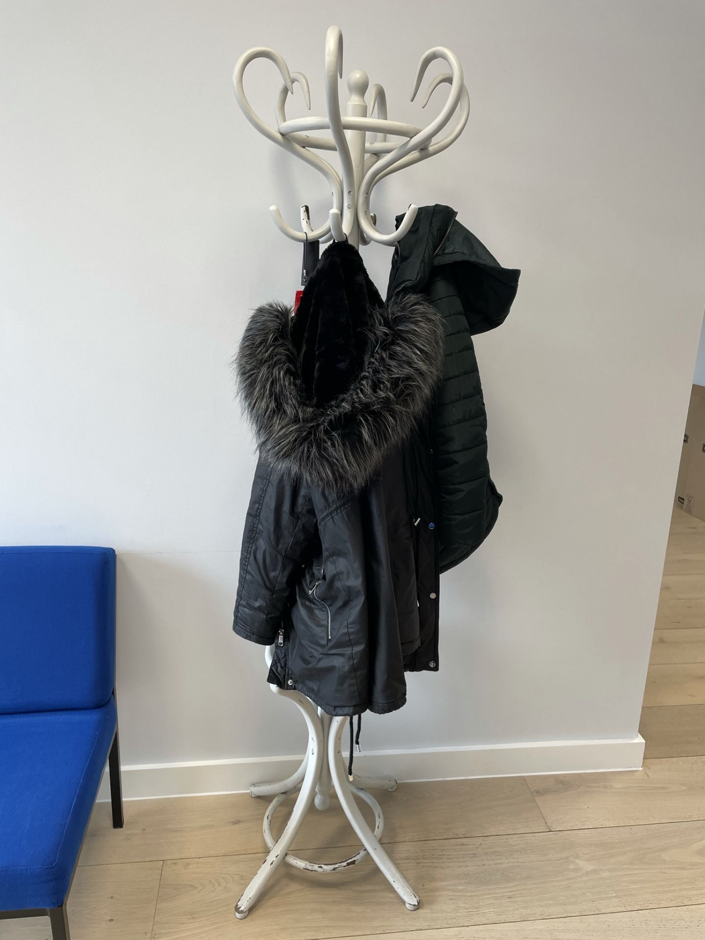 Wooden Hat & Coat Stand - Image 2 of 2