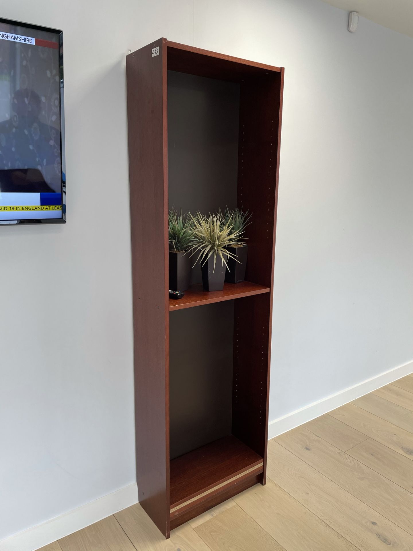 Wooden Bookshelf w/ 5 x Shelves & Dark Wood Effect | 60 x 29 202cm - Image 2 of 2