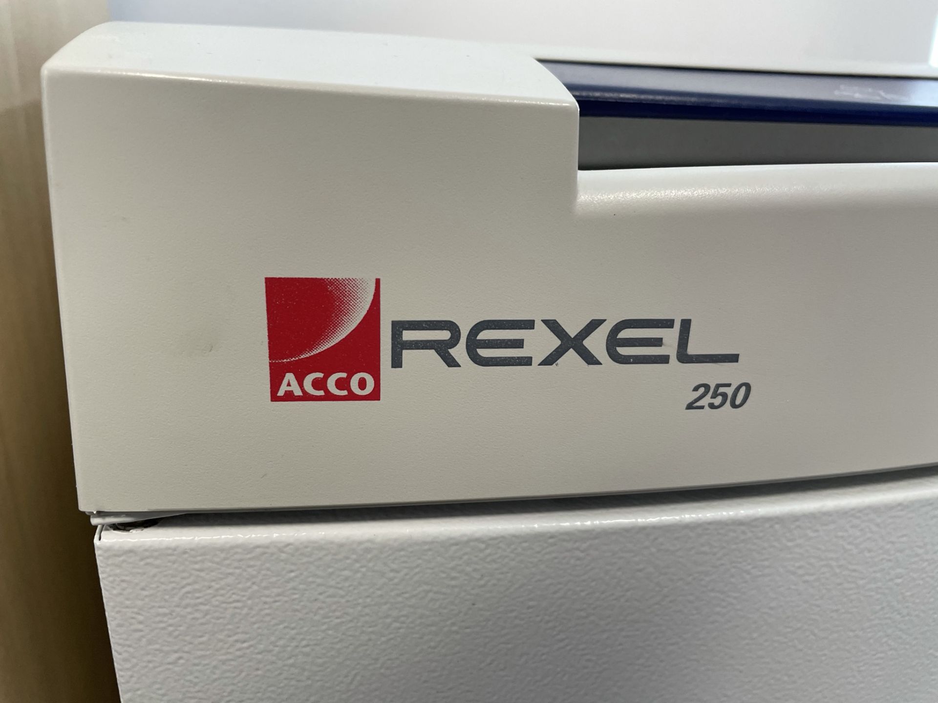 Rexel Acco250 Heavy Duty Office Shredder - Image 2 of 2