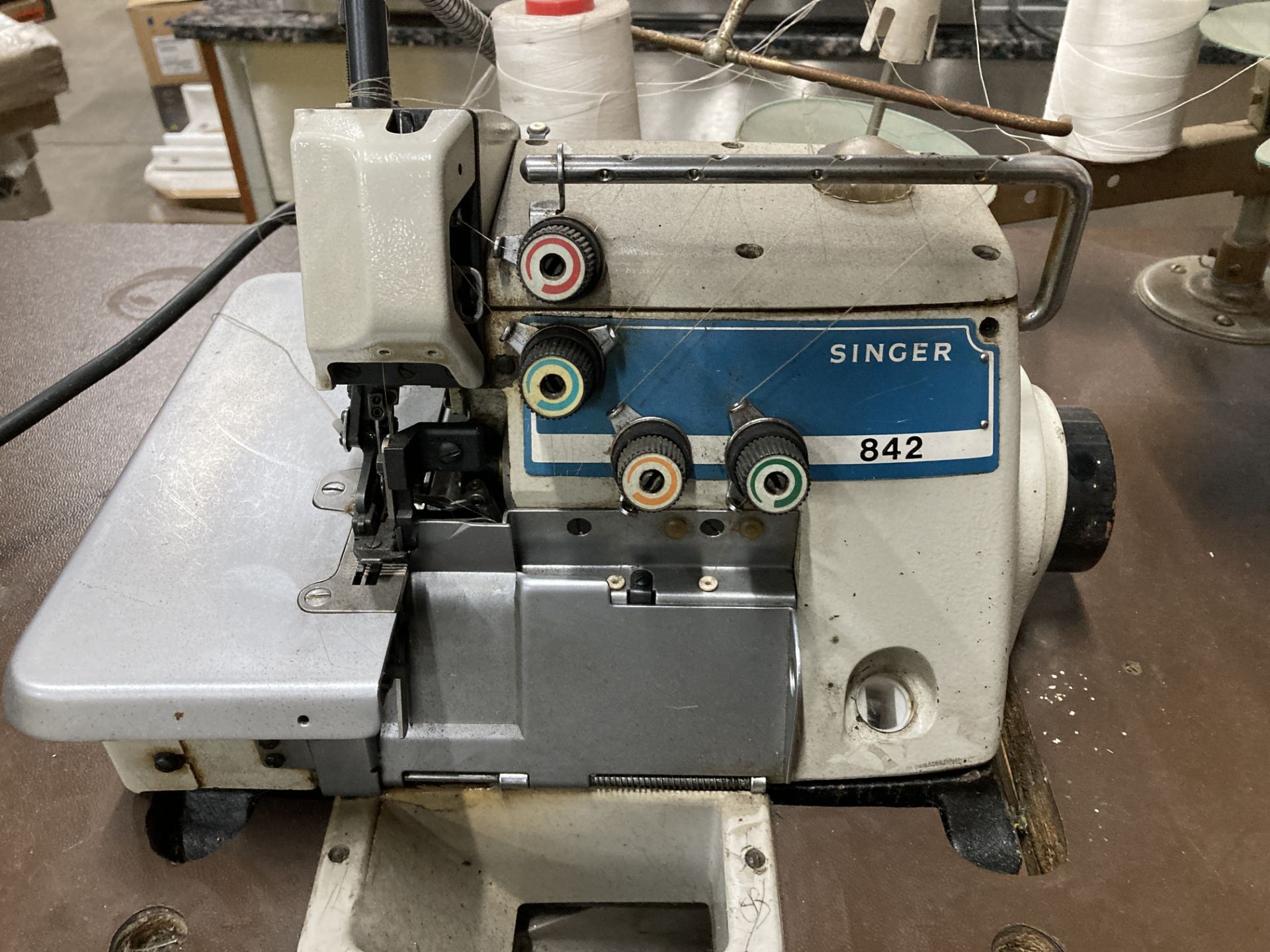 Singer Sewing Machine | 842 - Image 3 of 6