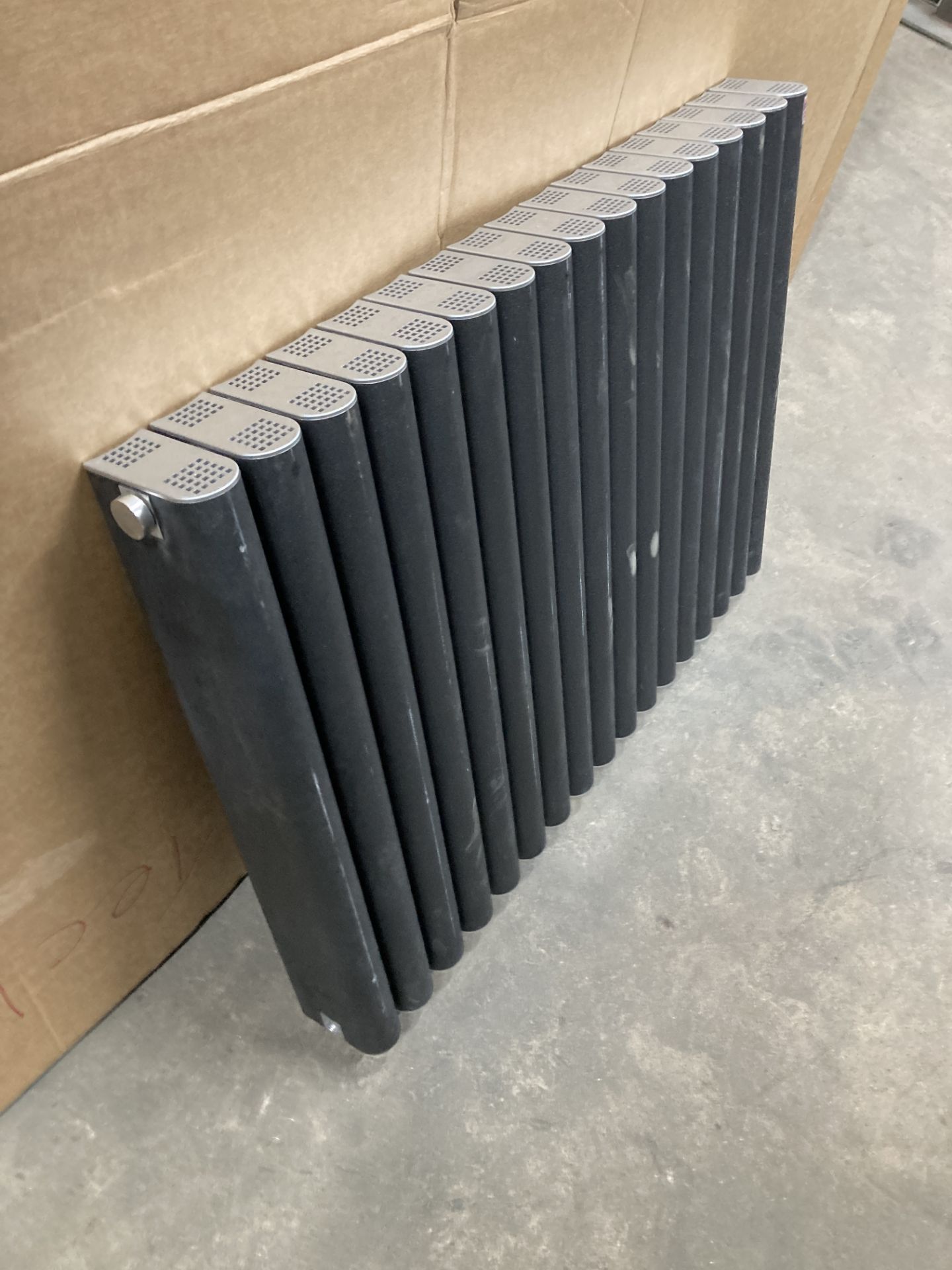 Black Unbranded Radiator - Image 2 of 4