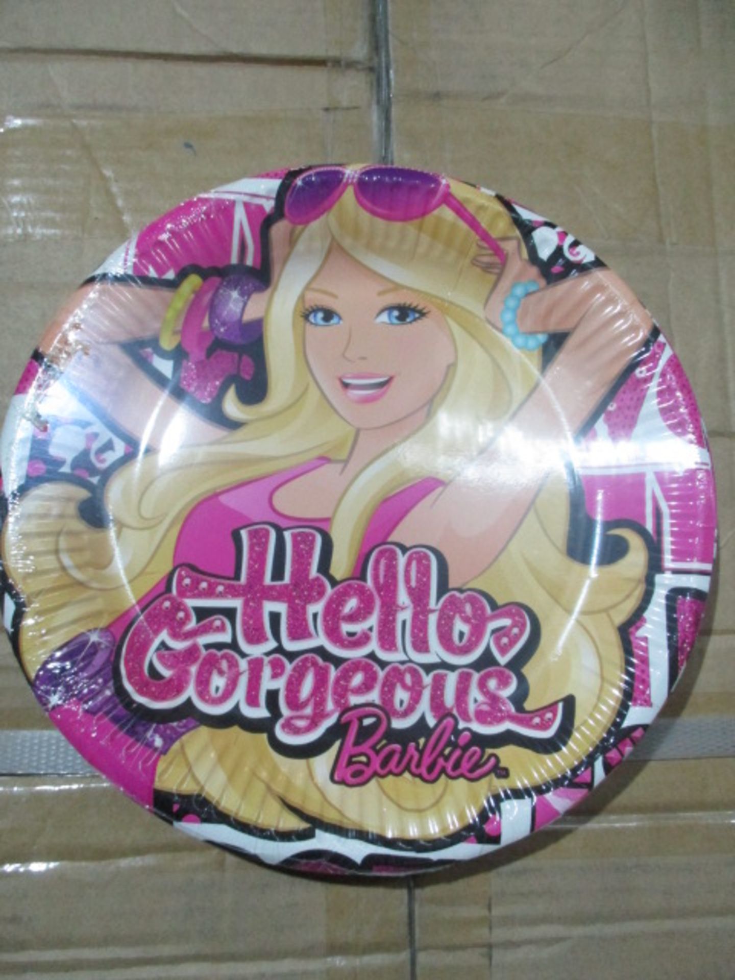 500 x Brand New Barbie Disposable Party Plates