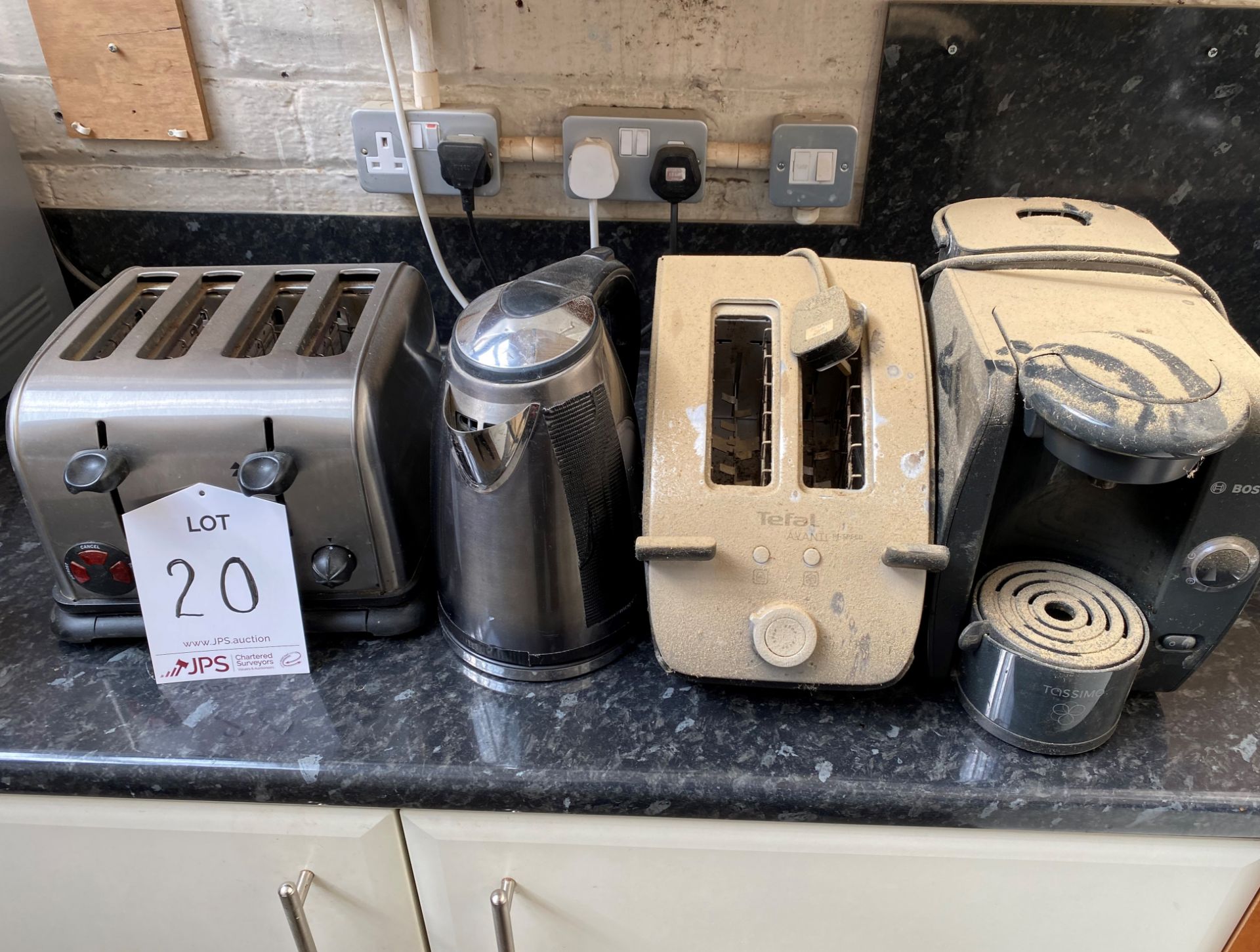 2 Toasters and Bosch Coffee Machine