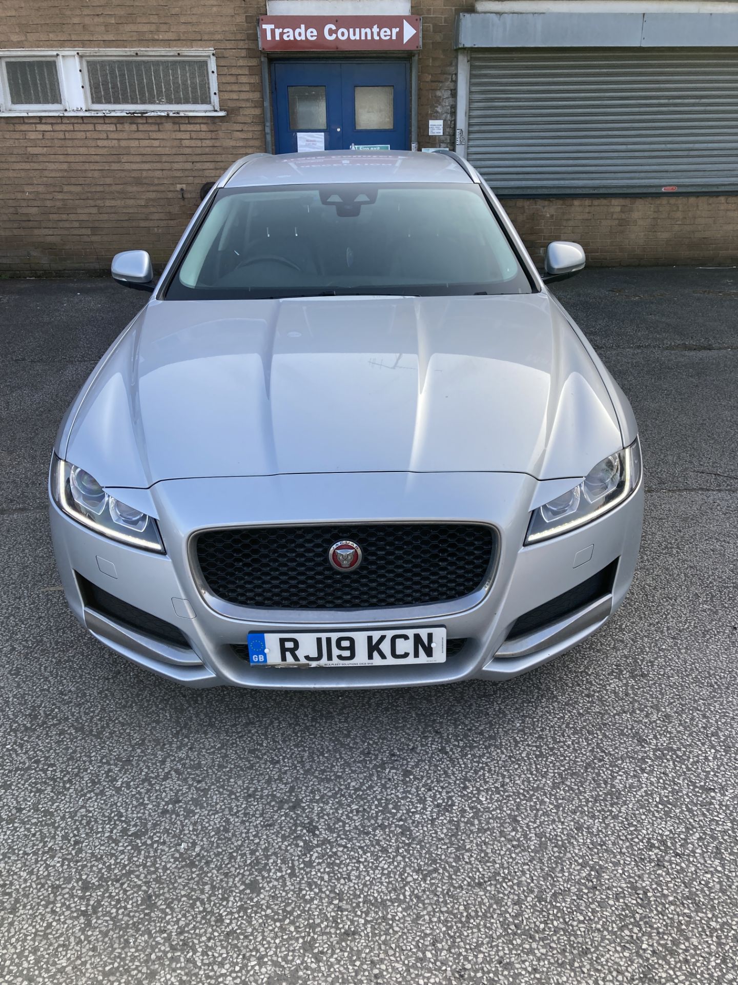 Jaguar XF Prestige D Auto Diesel Estate in Silver | 19 Plate | 64,033 Miles - Image 2 of 12