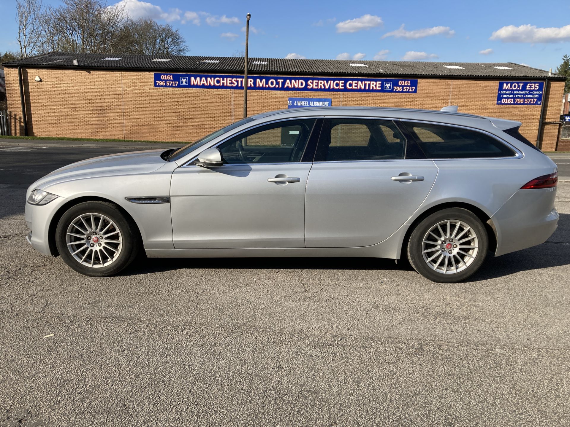 Jaguar XF Prestige D Auto Diesel Estate in Silver | 19 Plate | 65,141 Miles - Image 3 of 9