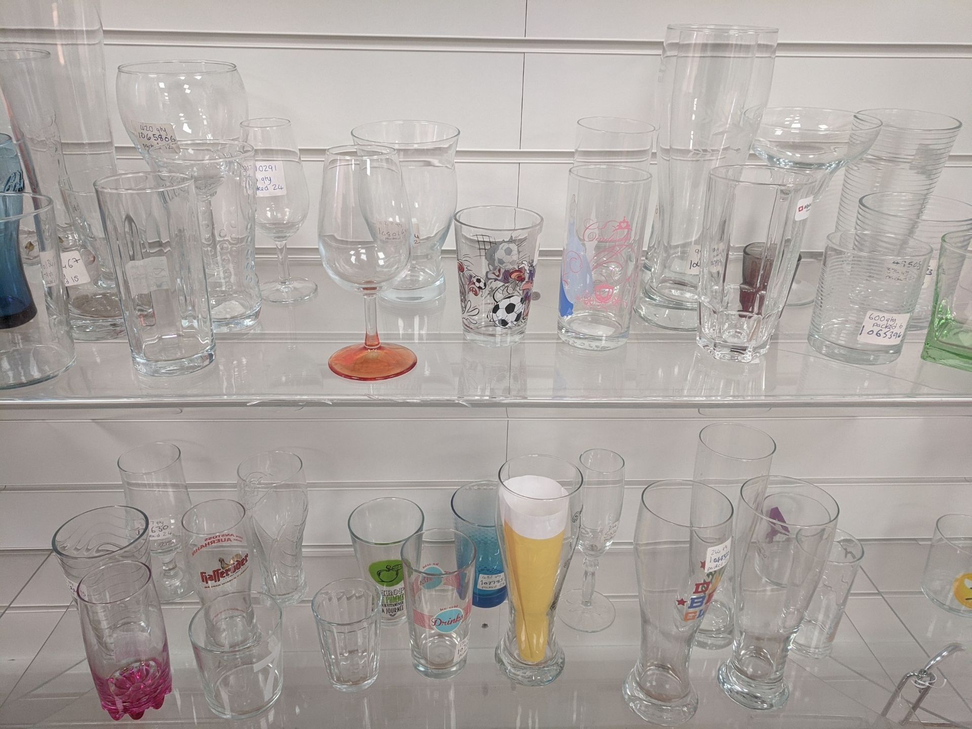 500 x Assorted Drinking Glasses | See Photographs - Image 3 of 5