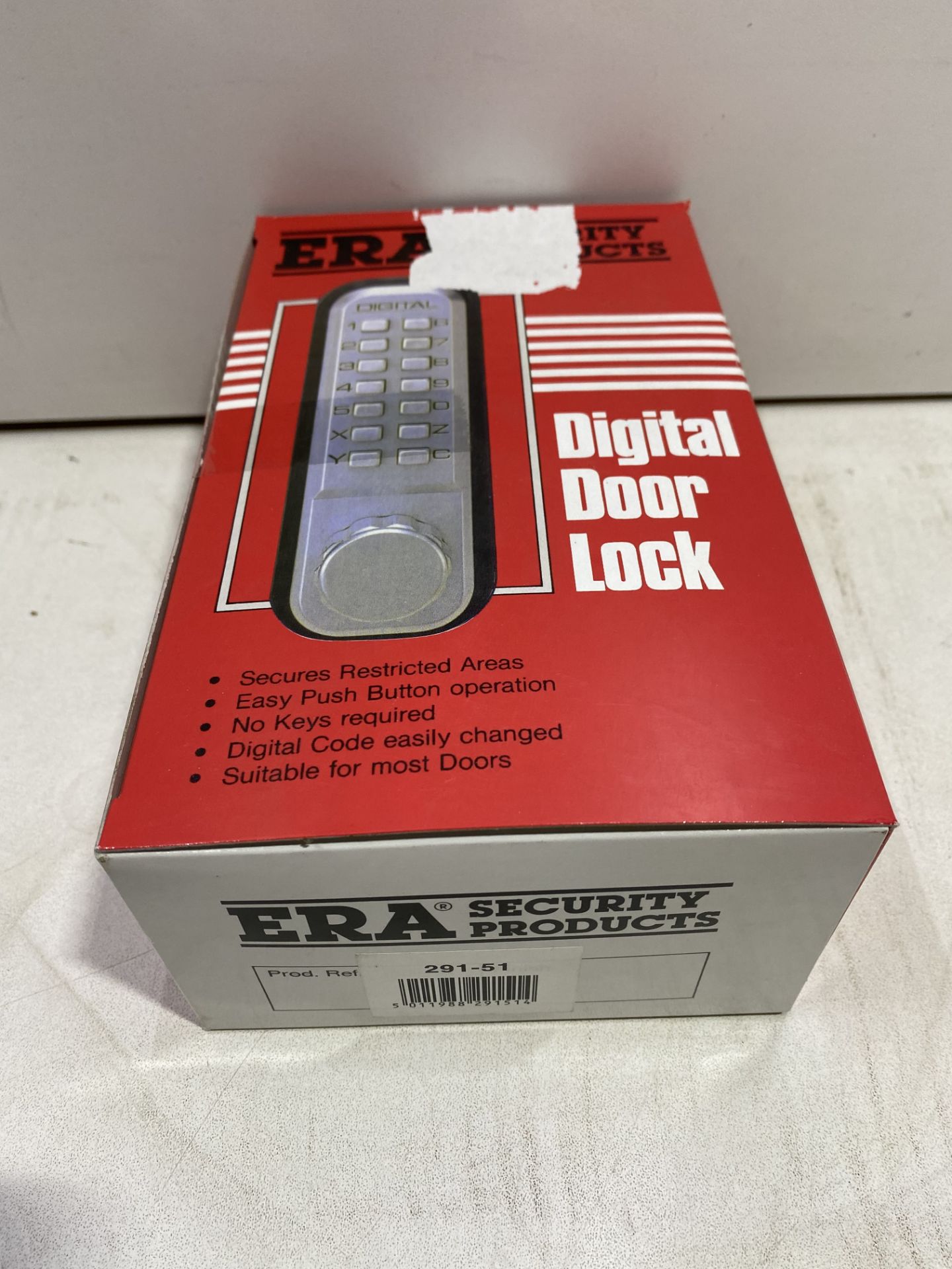 ERA Digital Lock Satin w/ Holdback | 291-51 | RRP £155 - Image 3 of 3