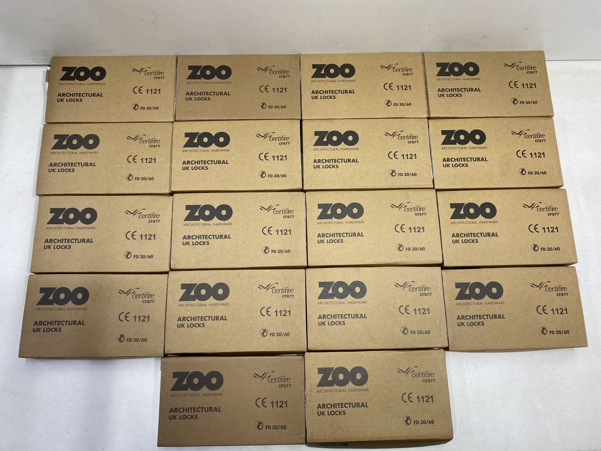 18 x Zoo Hardware Bathroom Locks | ZUKB64SS | Total RRP £296.46