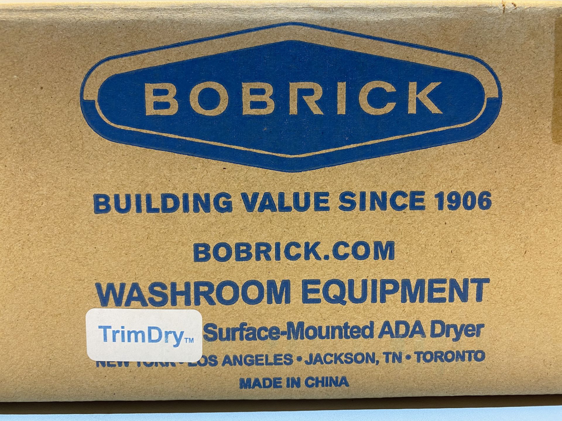 Bobrick Surface Mounted Hand Dryer | B-7128 - Image 3 of 4