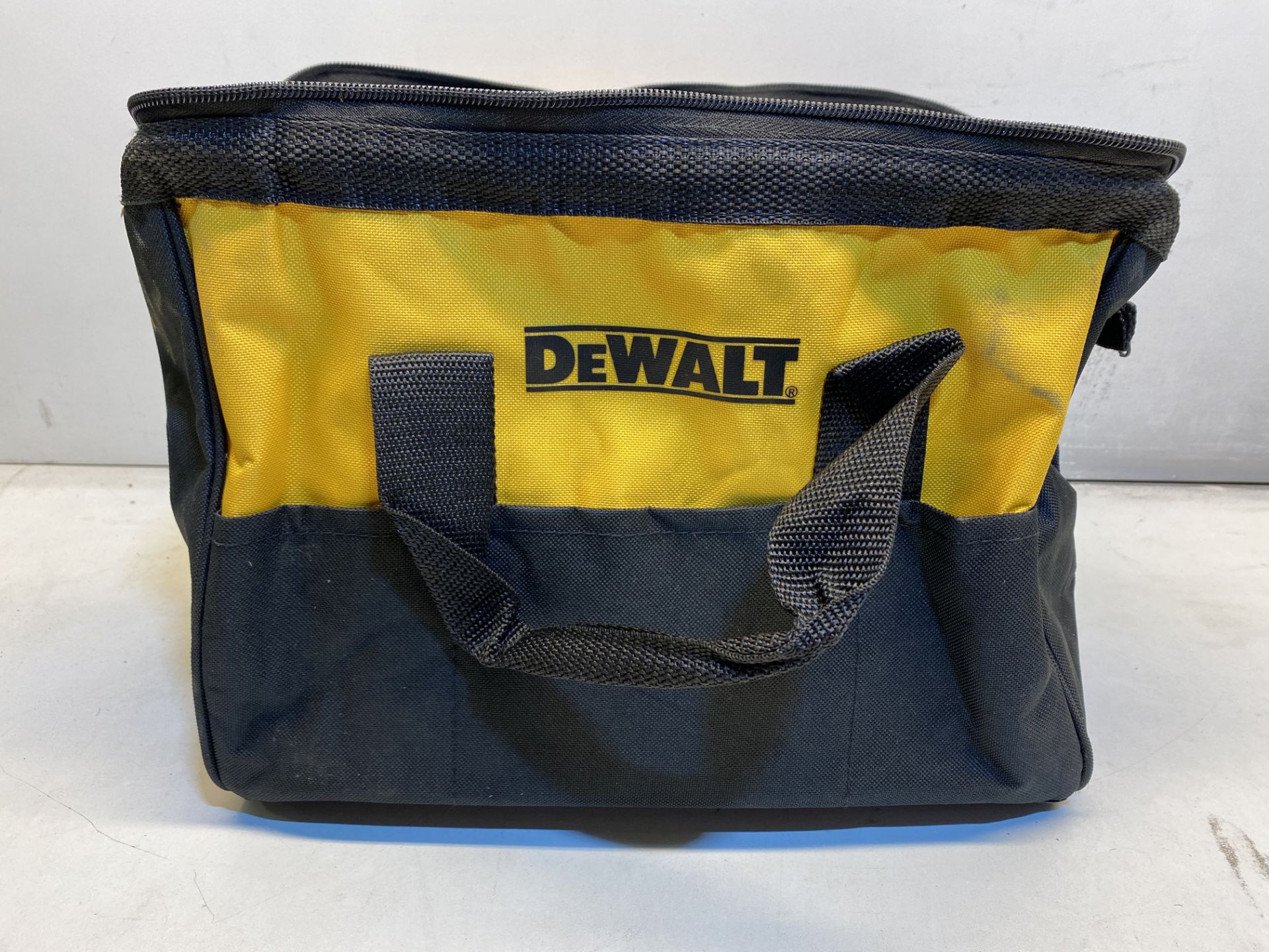 4 x DeWalt Tool Storage Bags - Image 2 of 3