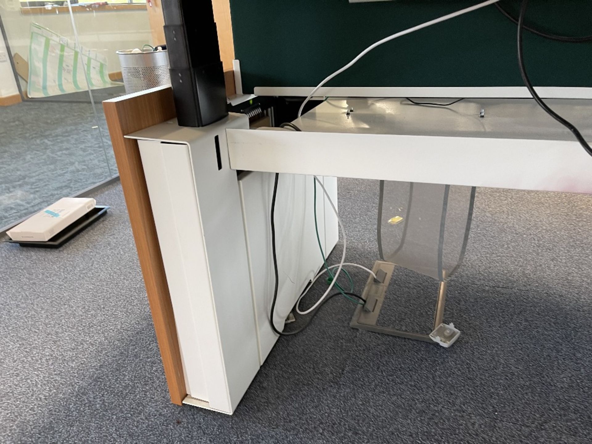 4 station SBFI Aspect electric powered sit to stand desk bench with dual arm monitor arms, power mod - Image 16 of 17