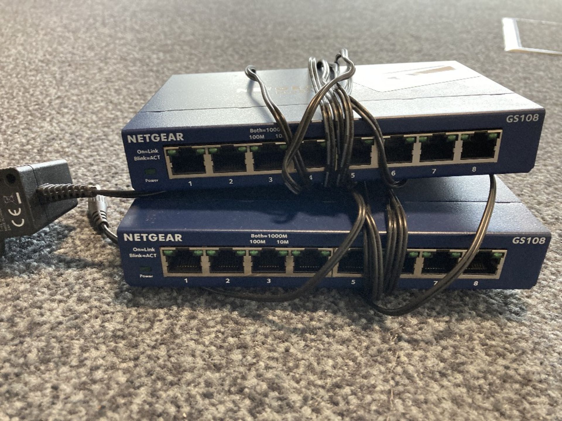 2 x Netgear GS1088 port switches - Image 2 of 3