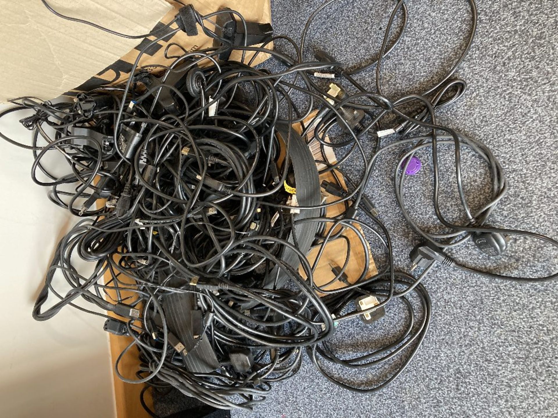 Quantity of various cables, as photo