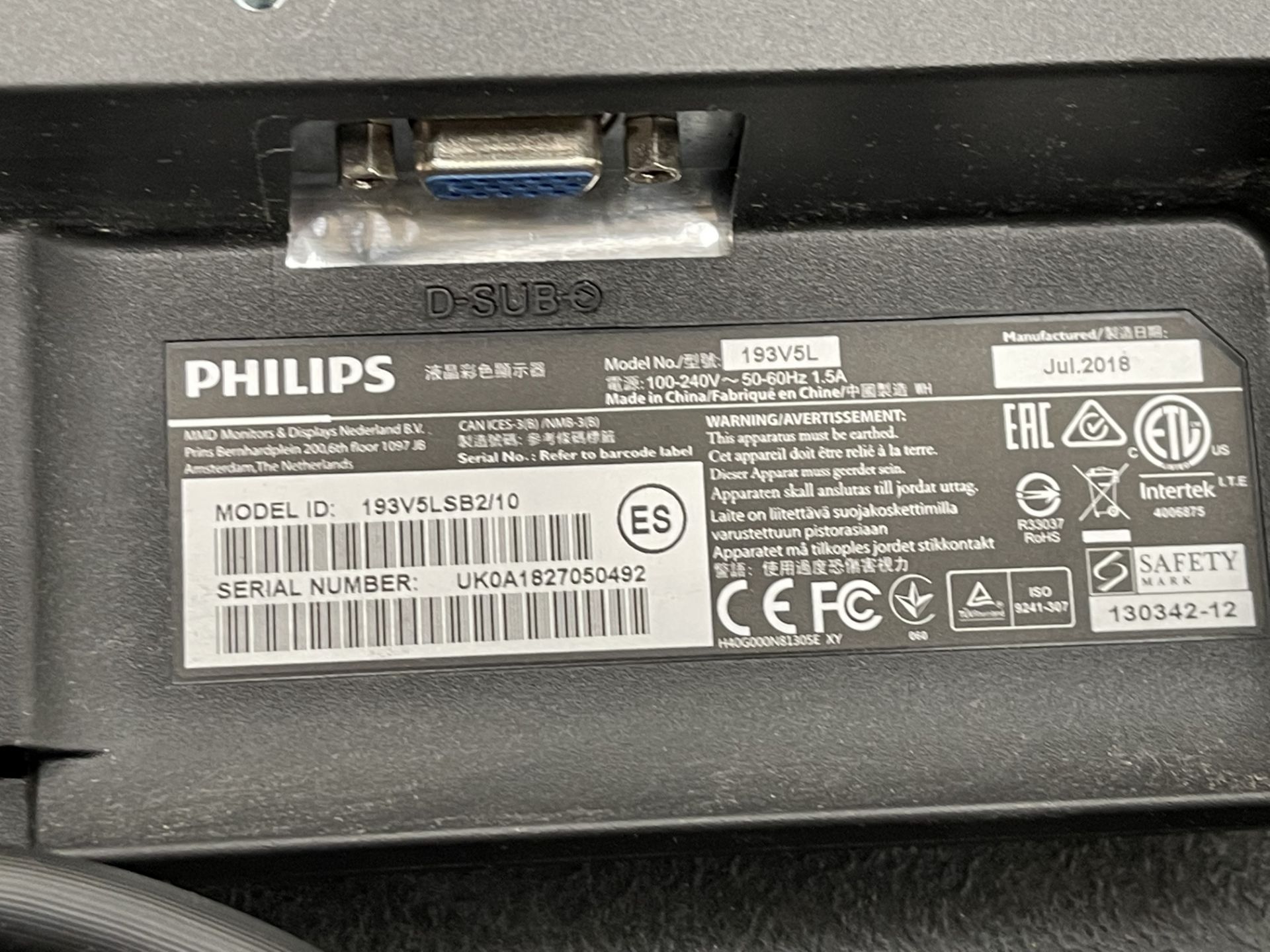 2 x Philips 193V5L 18.5" LED Computer Monitors w/ Power & VGA Cables - Image 4 of 4