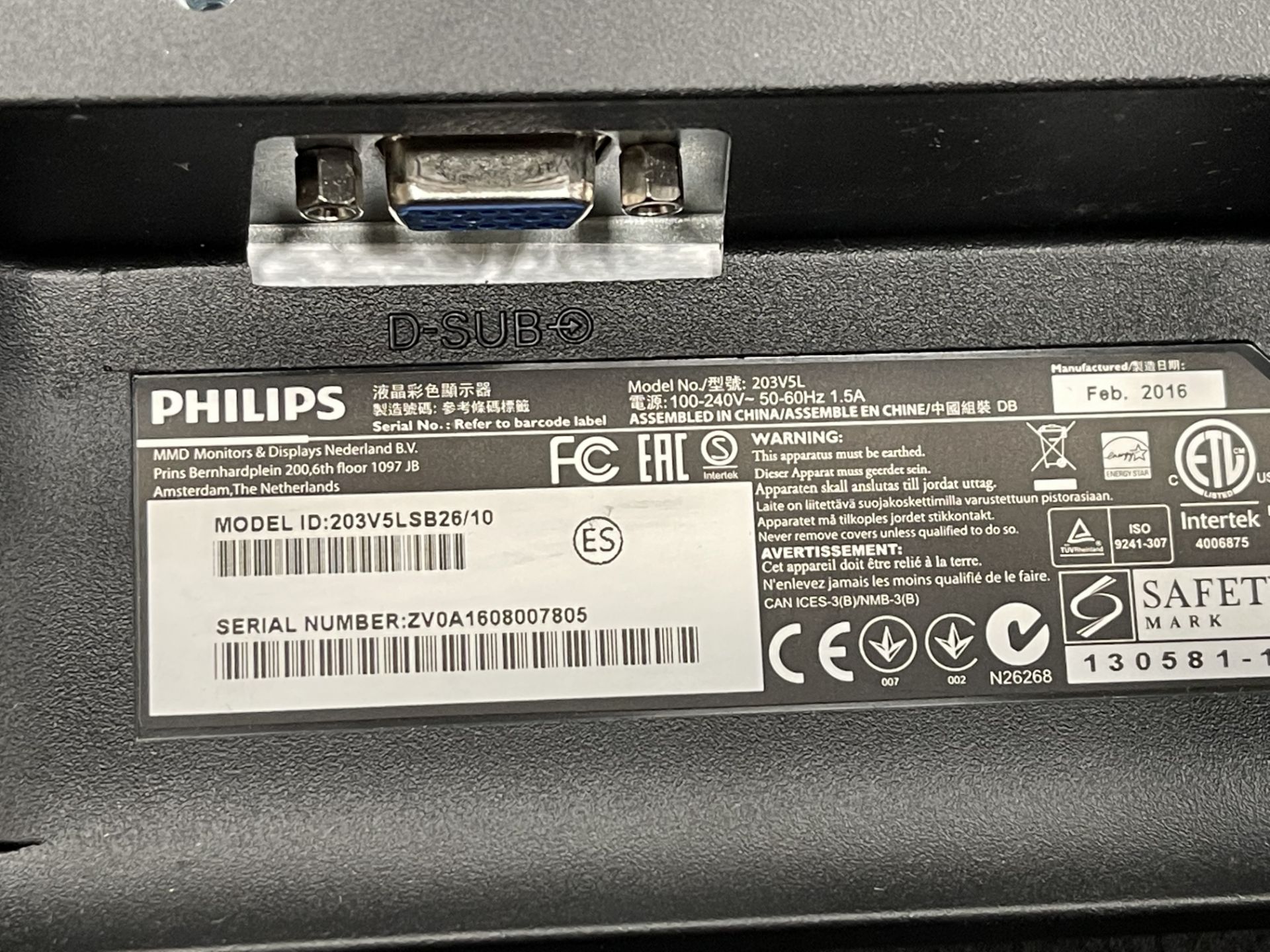 2 x Philips 203V5L 19.5" LCD Computer Monitors w/ Power & VGA Cables - Image 5 of 5