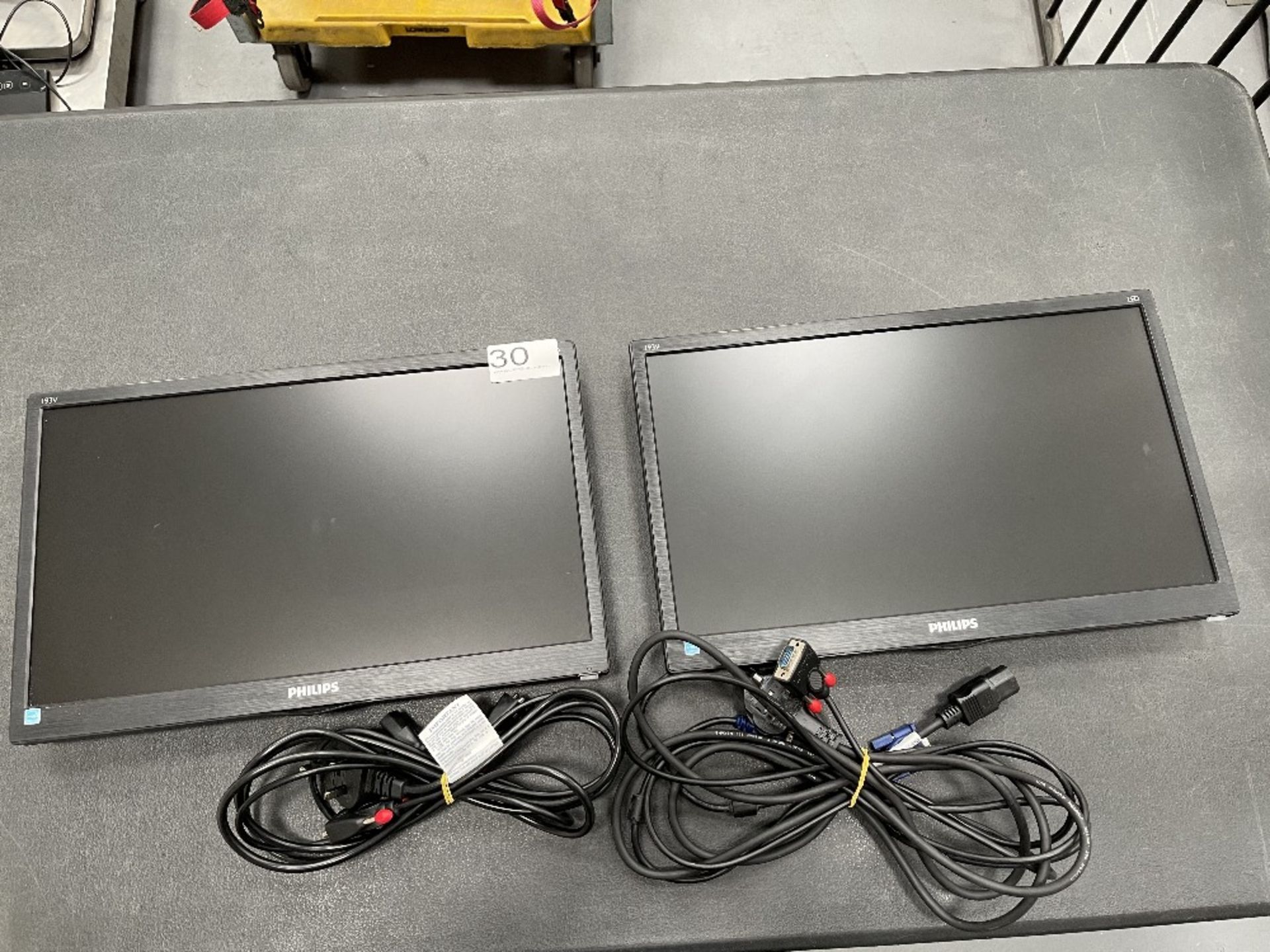 2 x Philips 193V5L 18.5" LED Computer Monitors w/ Power & VGA Cables