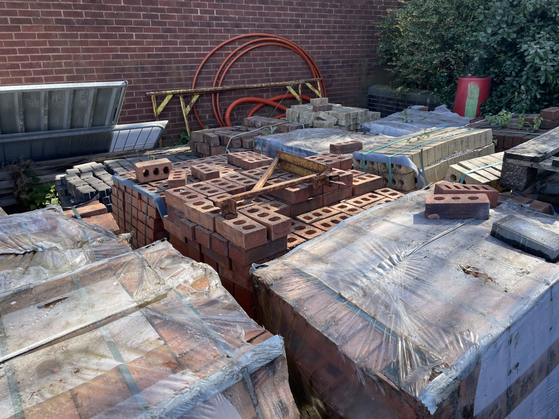 Approximately 35 x Pallets of Various Building Blocks, Bricks & Block Pavers - As Pictured - Image 6 of 12