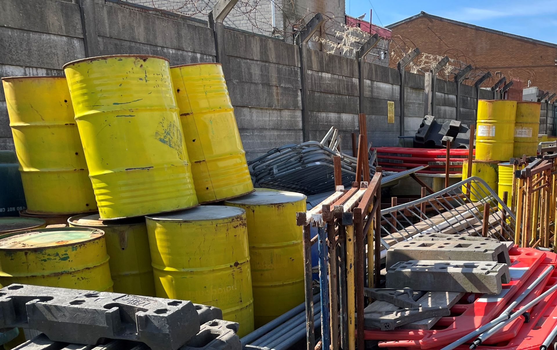 Approximately 40 x Empty Various Metal Barrels - As Pictured - Image 3 of 3