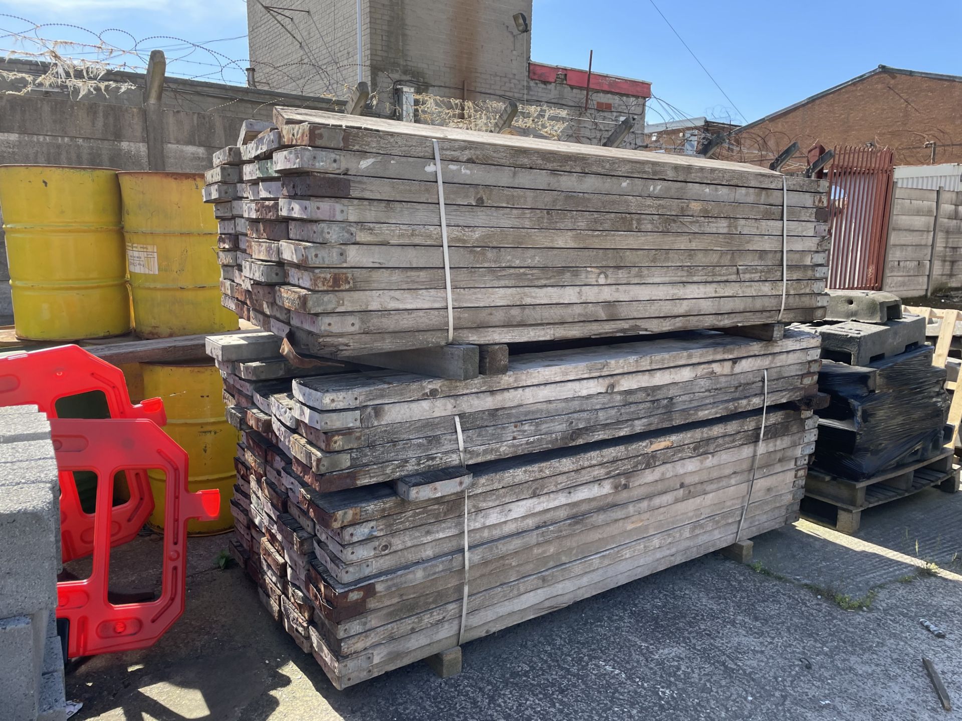 Large Quantity of Scaffolding Equipment - As Pictured - Image 16 of 16