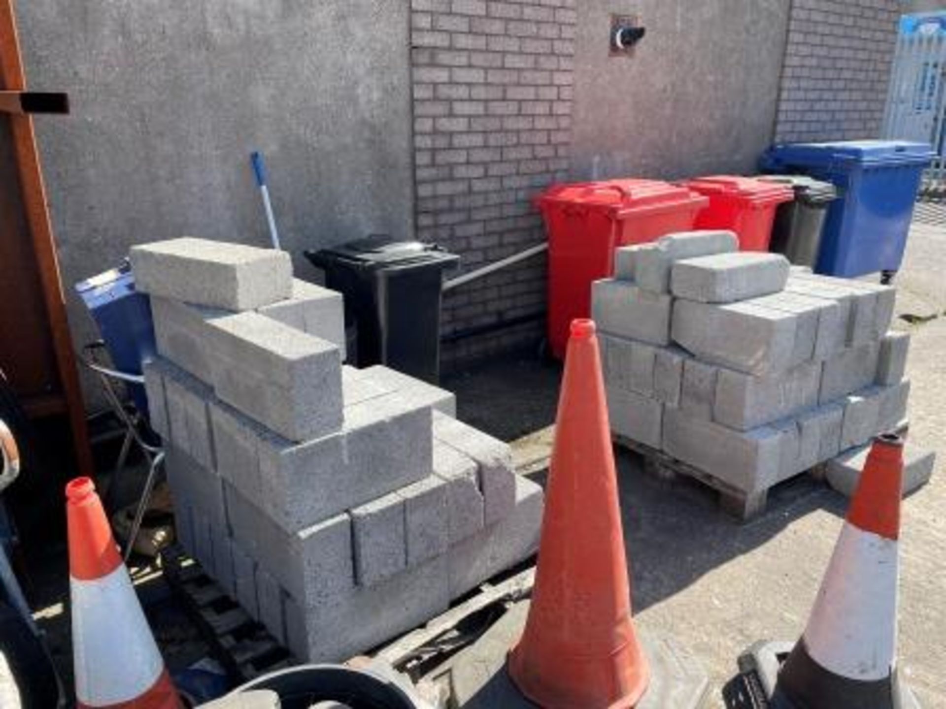 Approximately 35 x Pallets of Various Building Blocks, Bricks & Block Pavers - As Pictured - Image 9 of 12