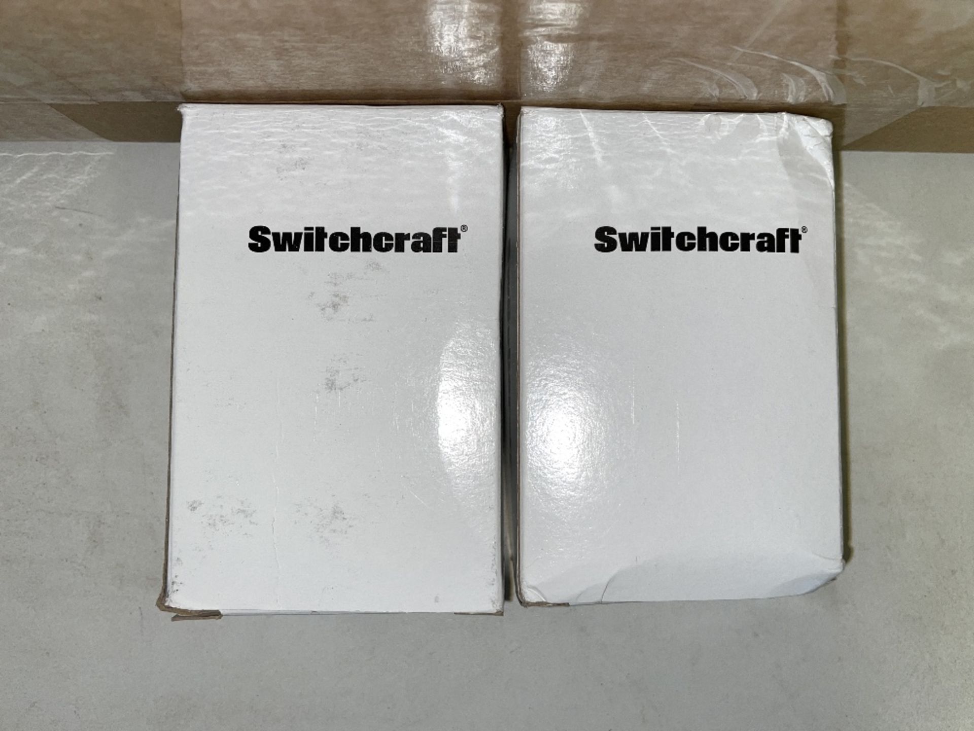4,500 x Switchcraft 722A Power Jax Attachments - Image 3 of 4