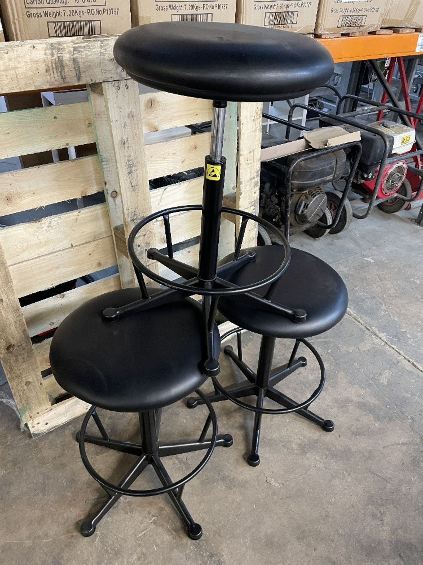 3 x Adjustable Faux Leather Stools in Black - Image 4 of 4