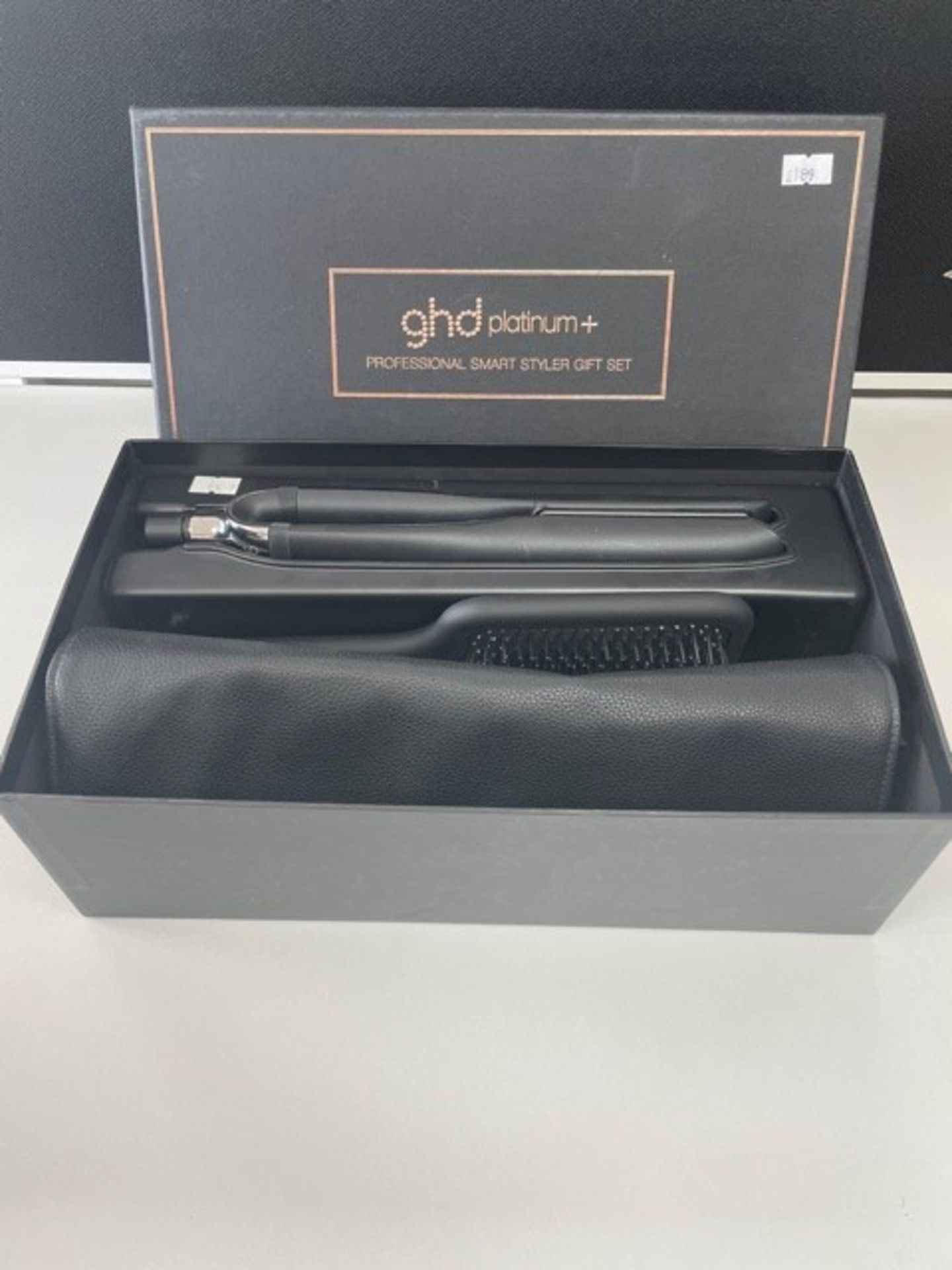 GHD Platinum+ Professional Smart Styler Gift Set | RRP £189 - Image 2 of 2