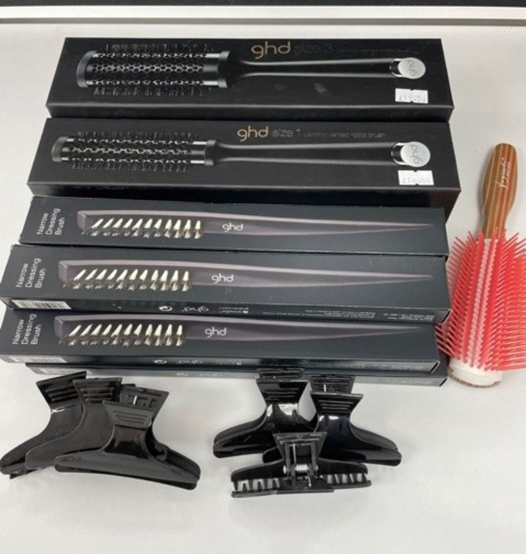 Various GHD Brushes & Other Hair Accessories | Total RRP £168.00