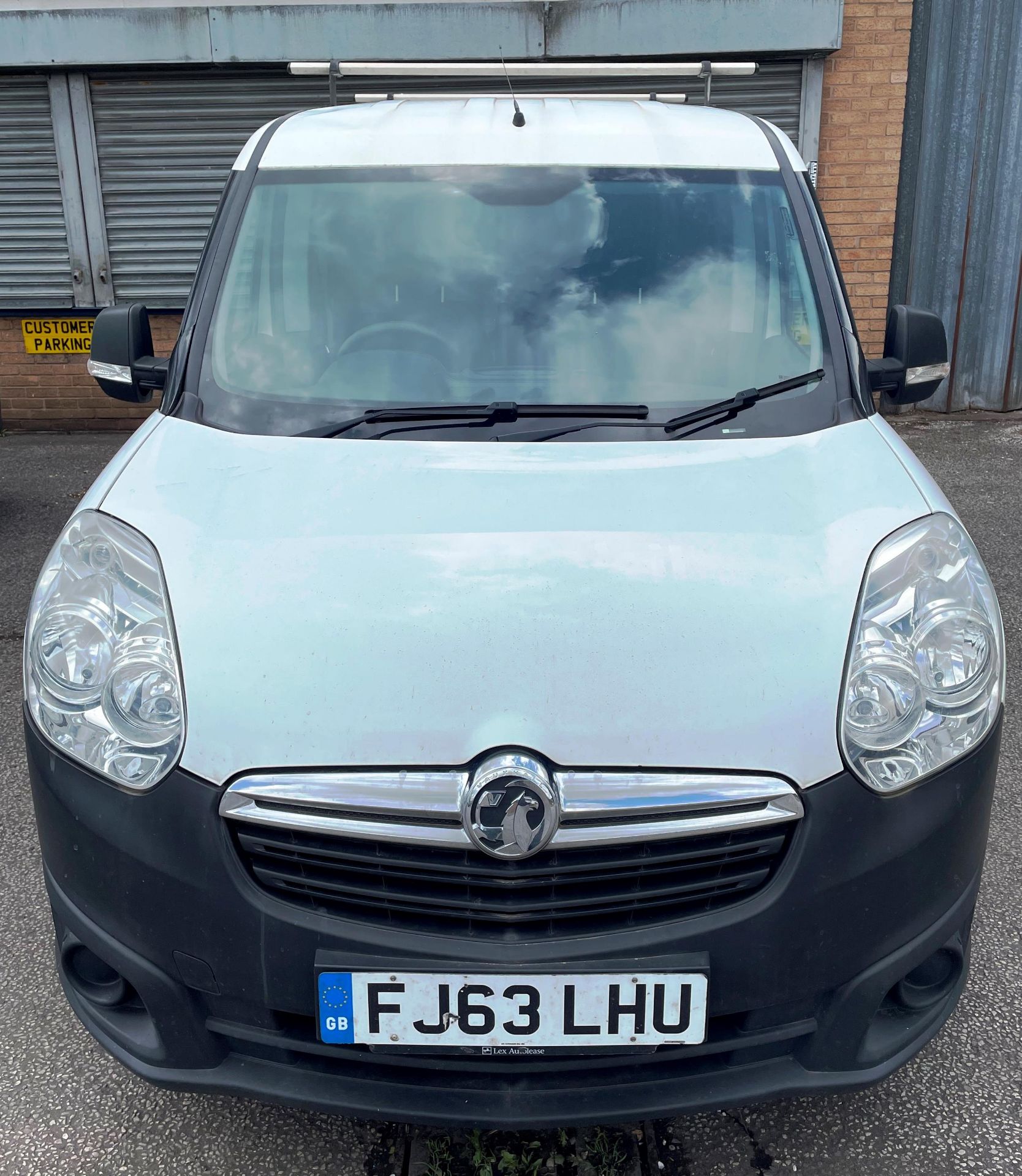 Vauxhall Combo 2000 L1H1 CDTI SS E Panel Van | Reg: FJ63 LHU | Mileage: 83,162 - Image 4 of 14