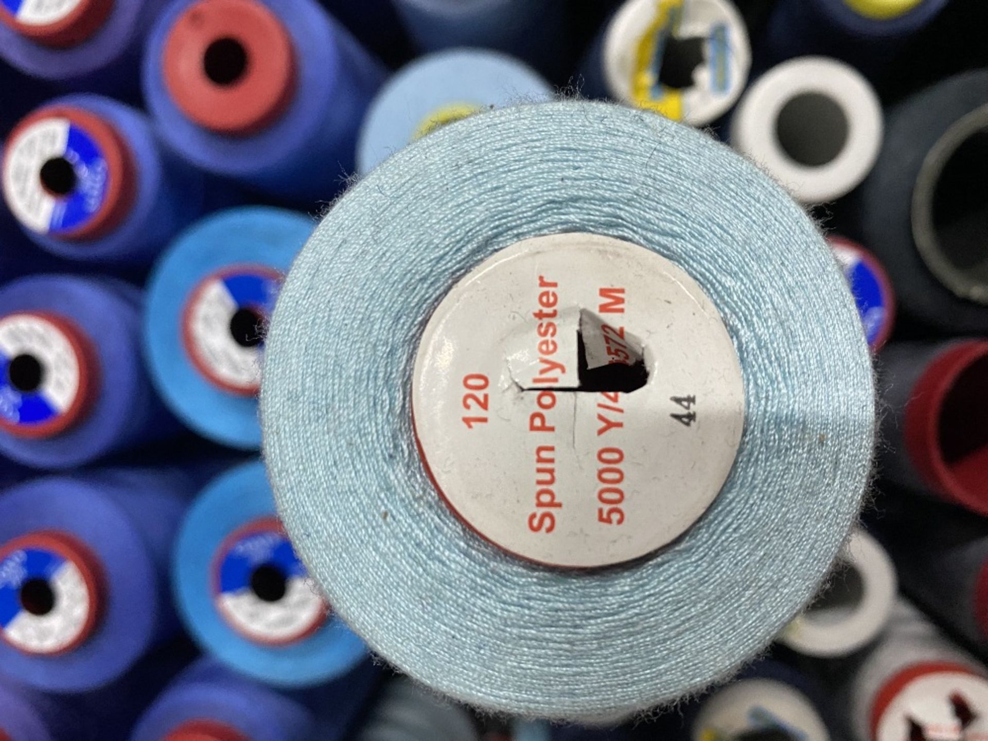 Approximately 225 x Various Colours & Sizes Of Polyester Sewing & Overlocking Thread - Image 14 of 28