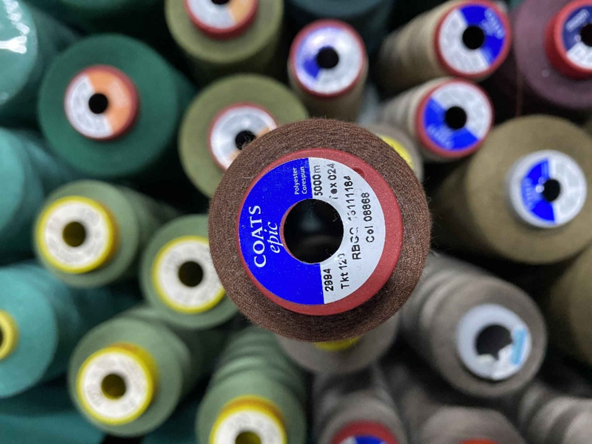 Approximately 225 x Various Colours & Sizes Of Polyester Sewing & Overlocking Thread - Image 20 of 28