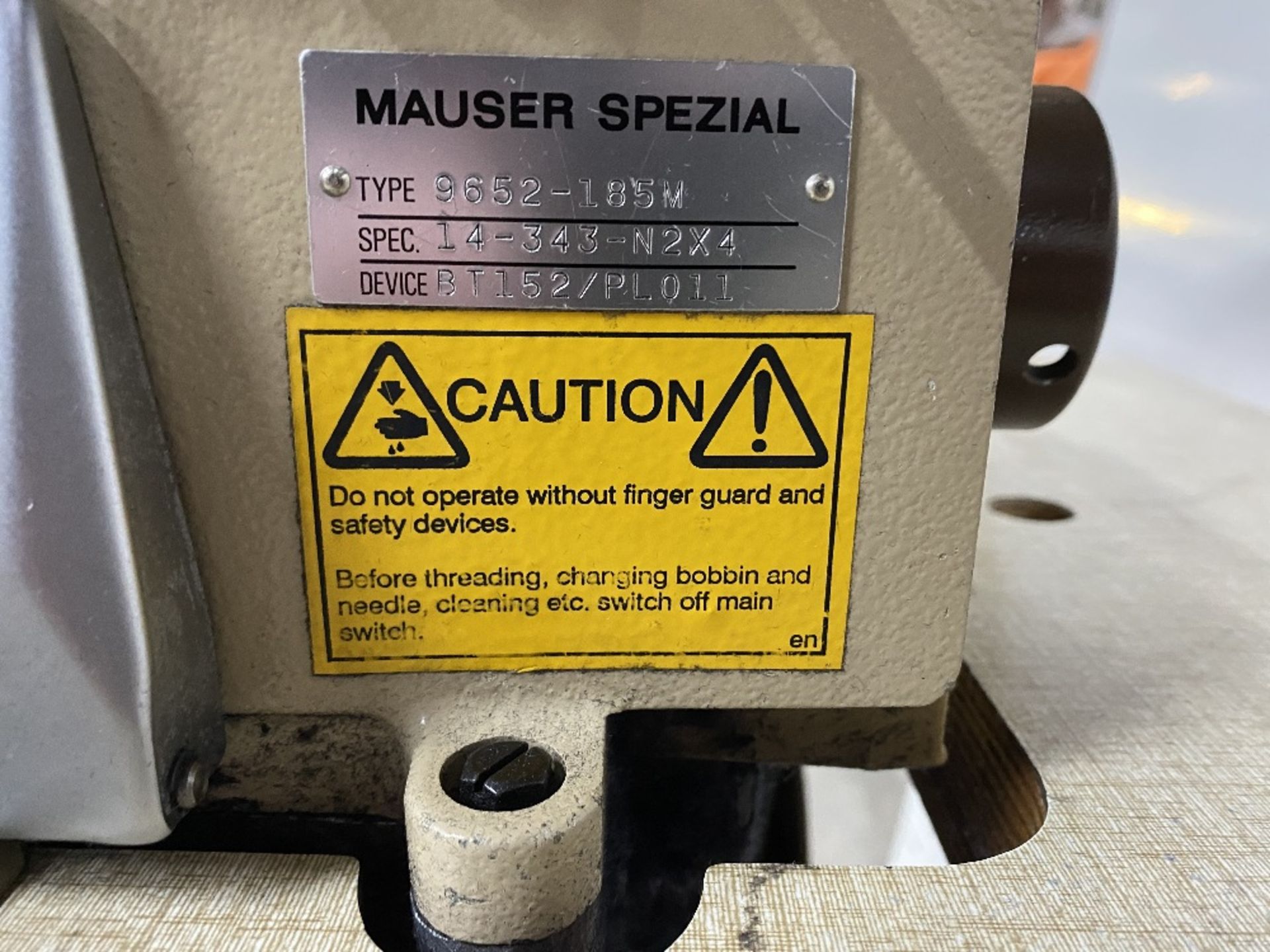 Mauser 9652-185M Spezial Sewing Machine w/ Stand & Table Top - Image 7 of 7