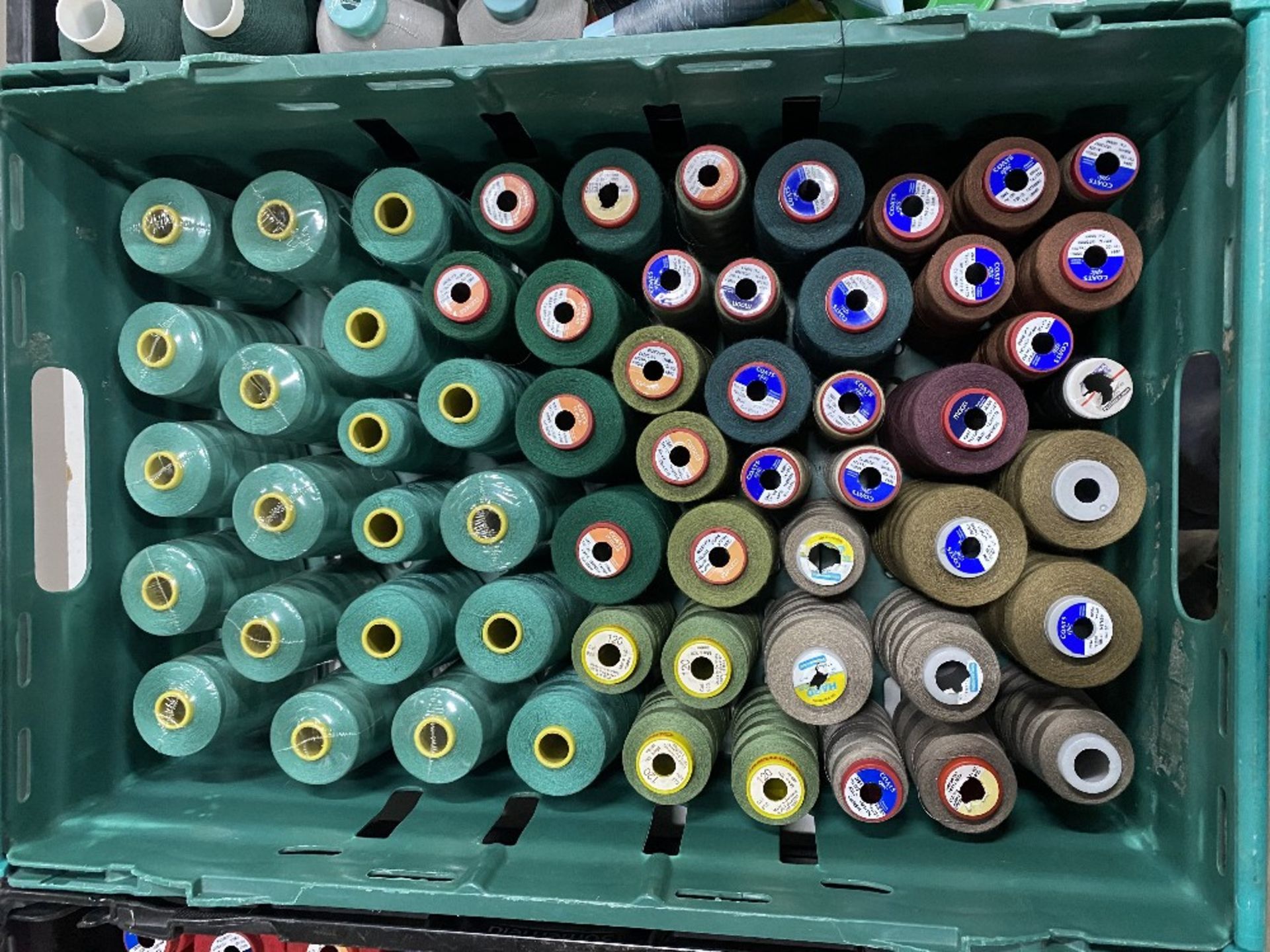 Approximately 225 x Various Colours & Sizes Of Polyester Sewing & Overlocking Thread - Image 16 of 28