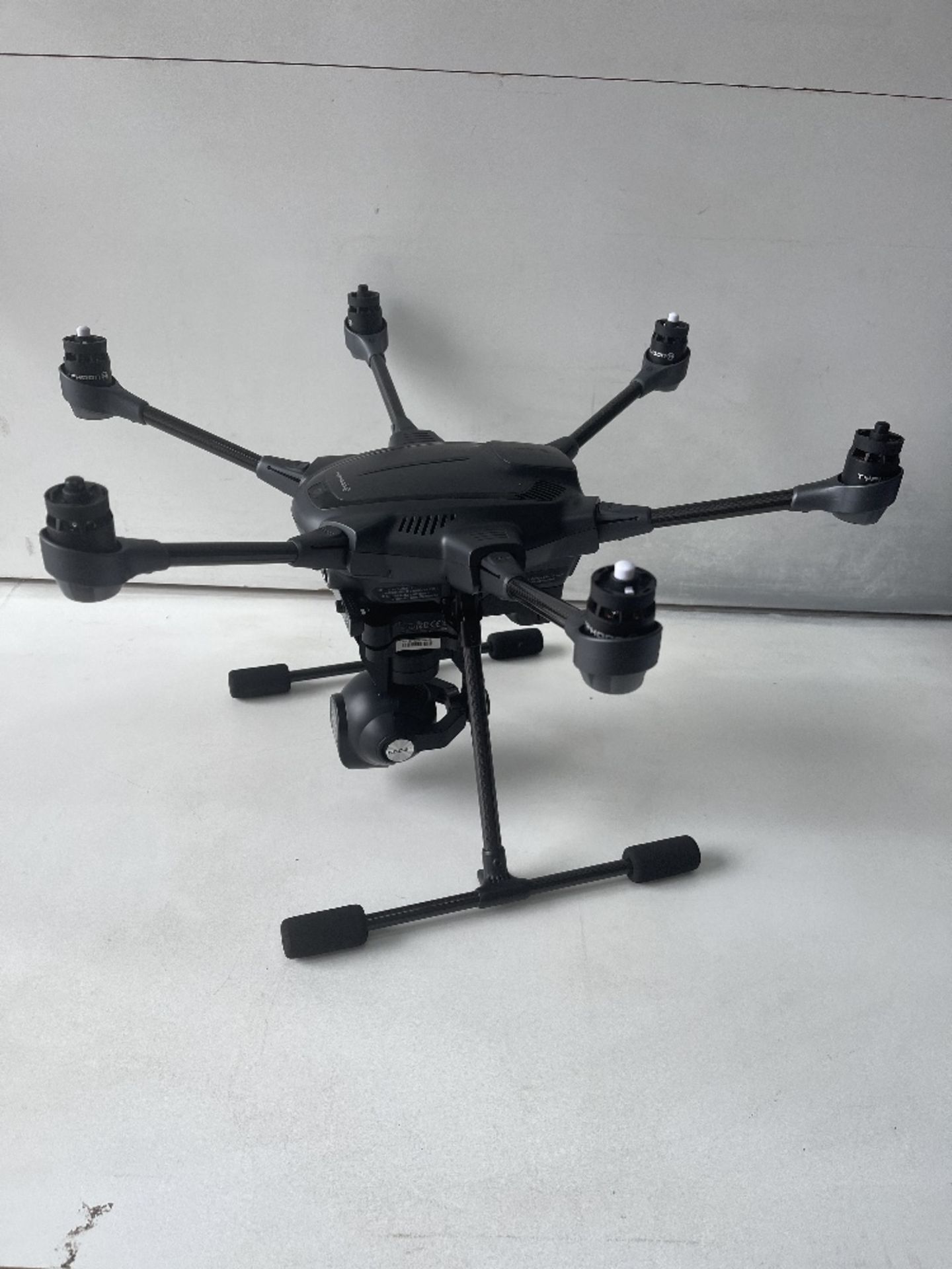 Yuneec Typhoon H Pro drone with intel obstacle avoidance YOM 2018 and accessories as listed - Image 5 of 38