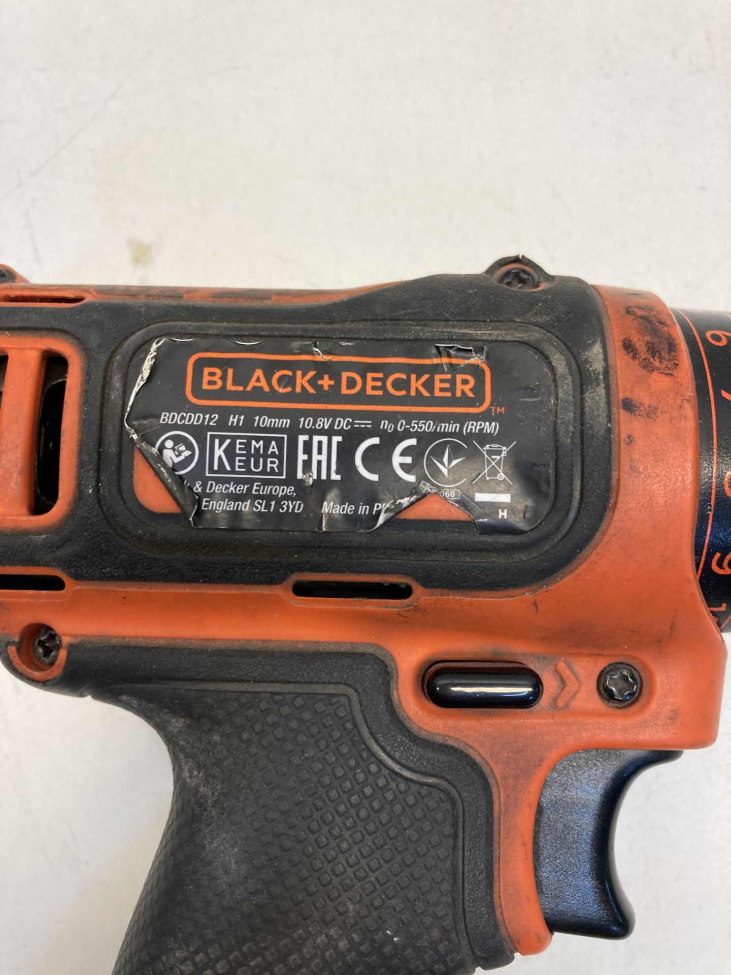 Black & Decker BDCDD12 Drill w/ BL1512 10.8v Battery - Image 2 of 3