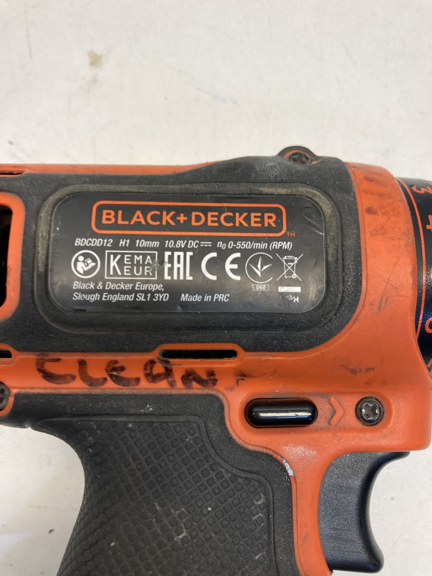 Black & Decker BDCDD12 Drill w/ BL1512 10.8v Battery - Image 2 of 3