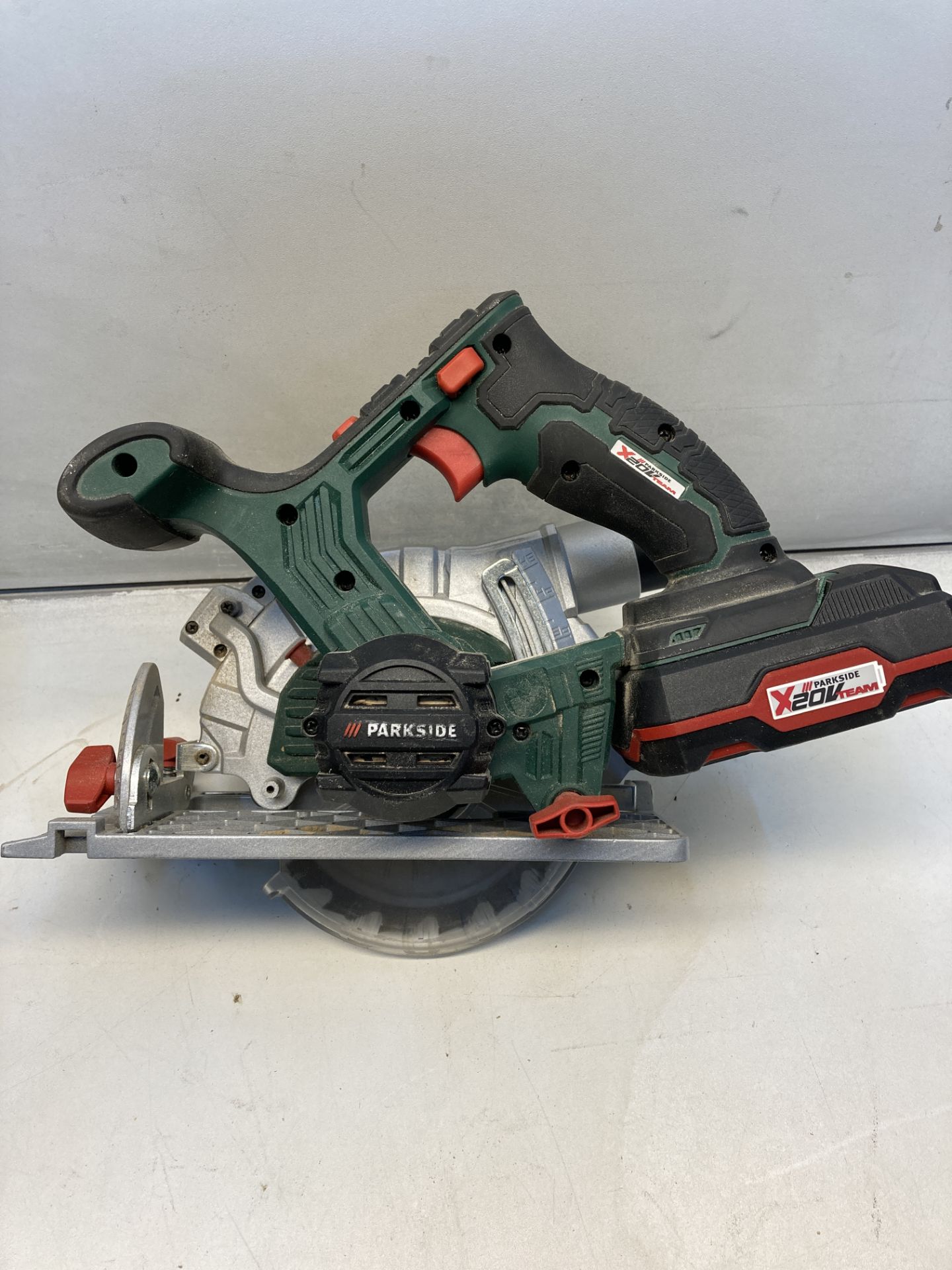 Parkside PHKSA Cordless Circular Saw w/ Battery & Charger - Image 4 of 9