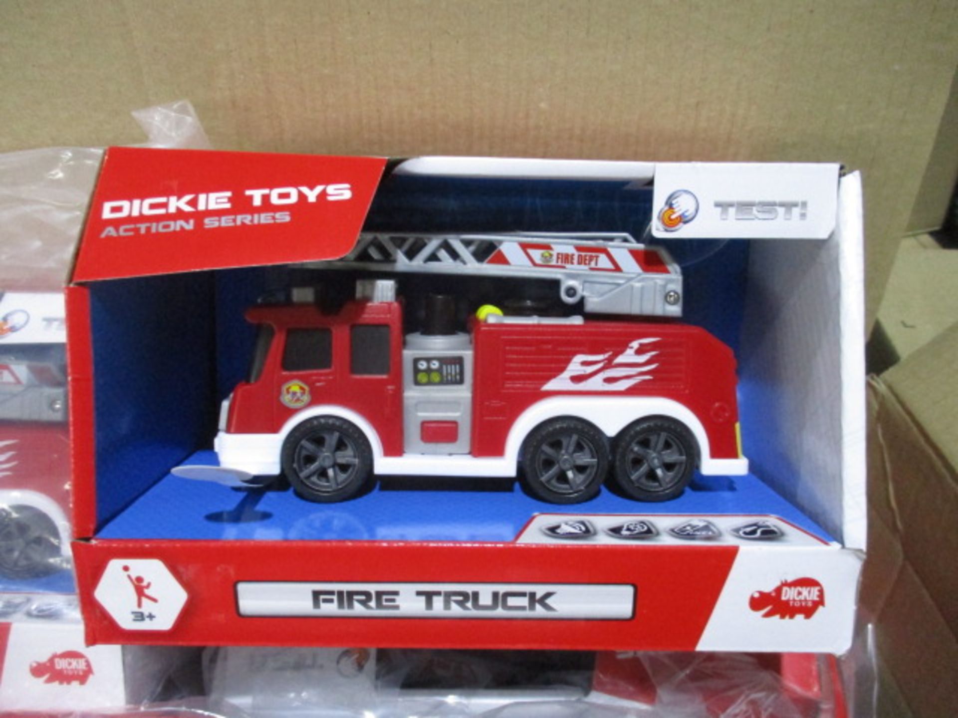 200 x Brand New Dickies Fire Engine Toy w/ Water Cannon - Image 4 of 7