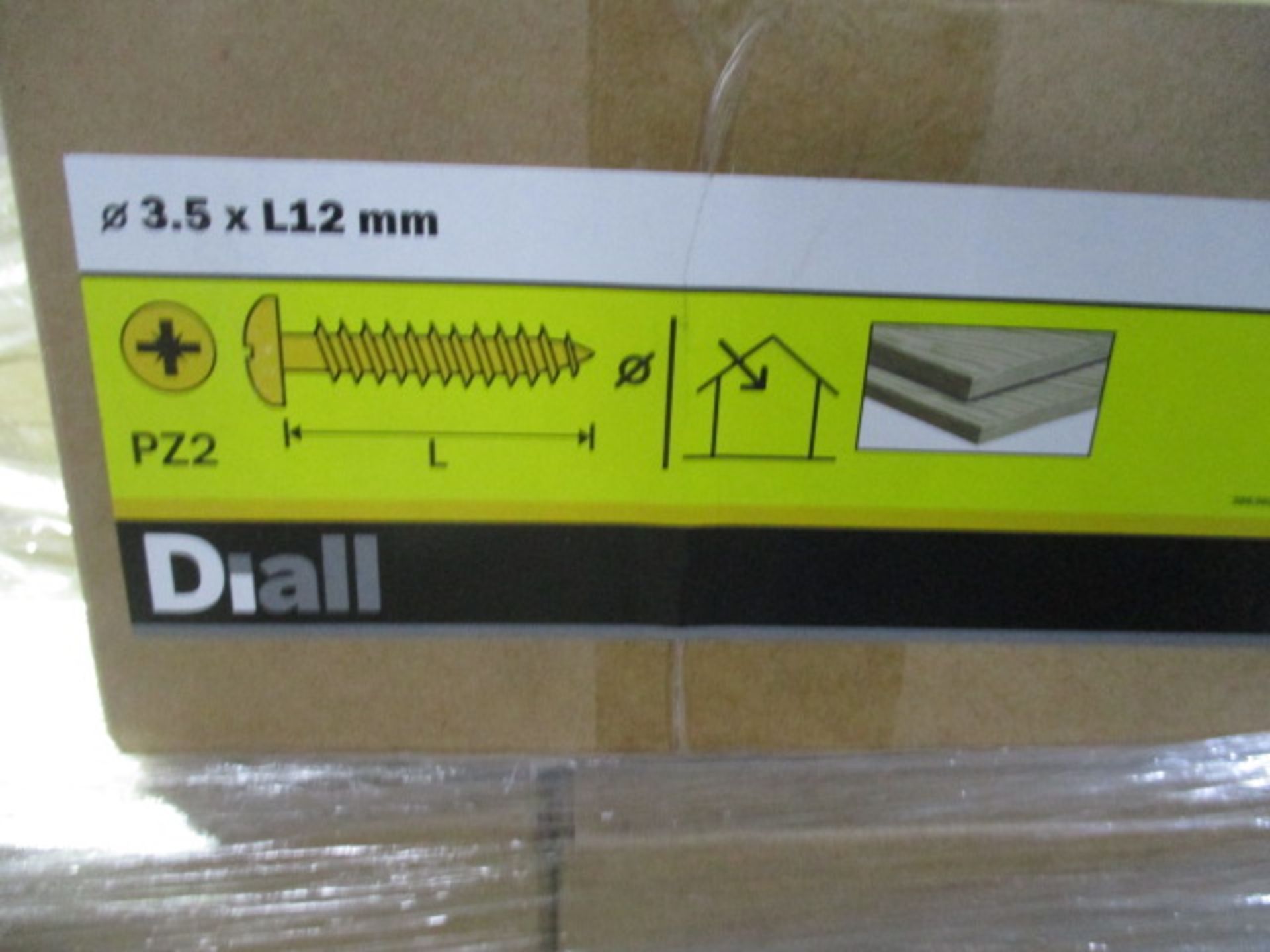 100 x Boxes Brand New Screws | B&Q Stock | See photographs and description