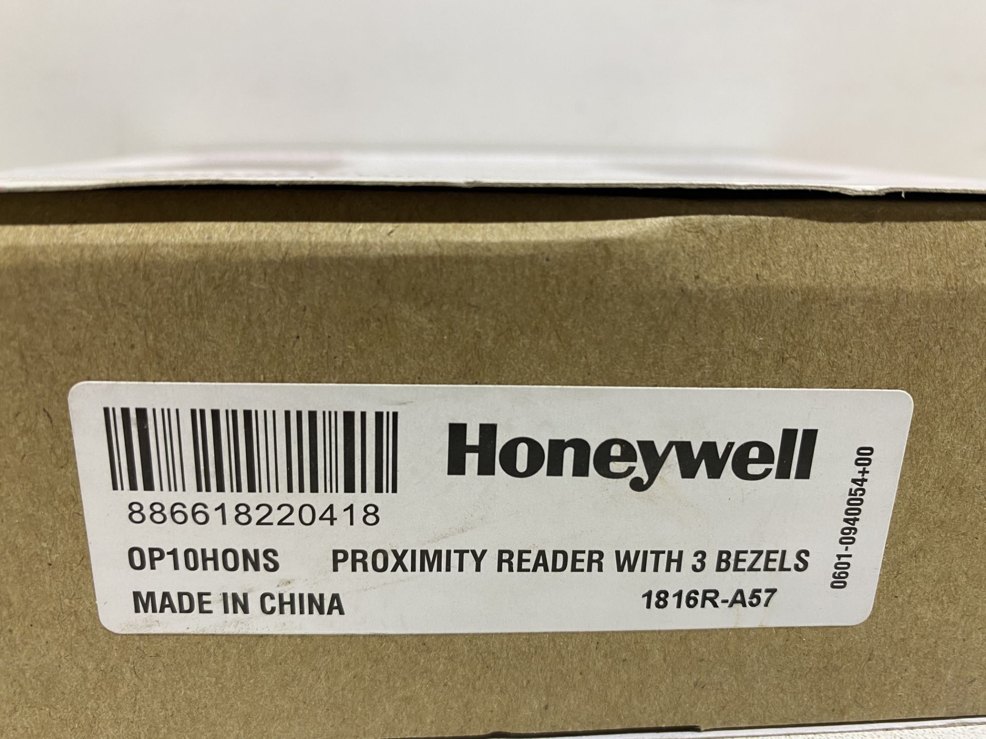 5 x Honeywall OP10HONS Proximity Reader With 3 Bezels - Image 3 of 3